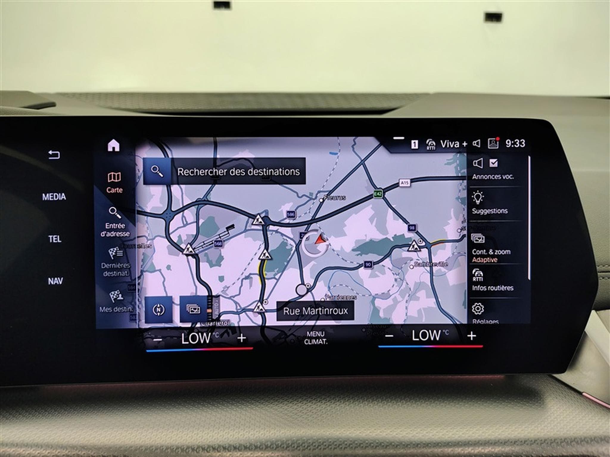 BMW 218 iA Pack M NAVI / FULL LED / CUIR PARTIEL / CAMERA / JA 17 (2023) - Photo 11