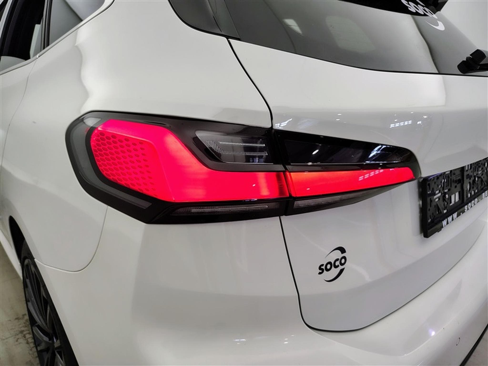 BMW 218 iA Pack M NAVI / FULL LED / CUIR PARTIEL / CAMERA / JA 17 (2023) - Photo 16
