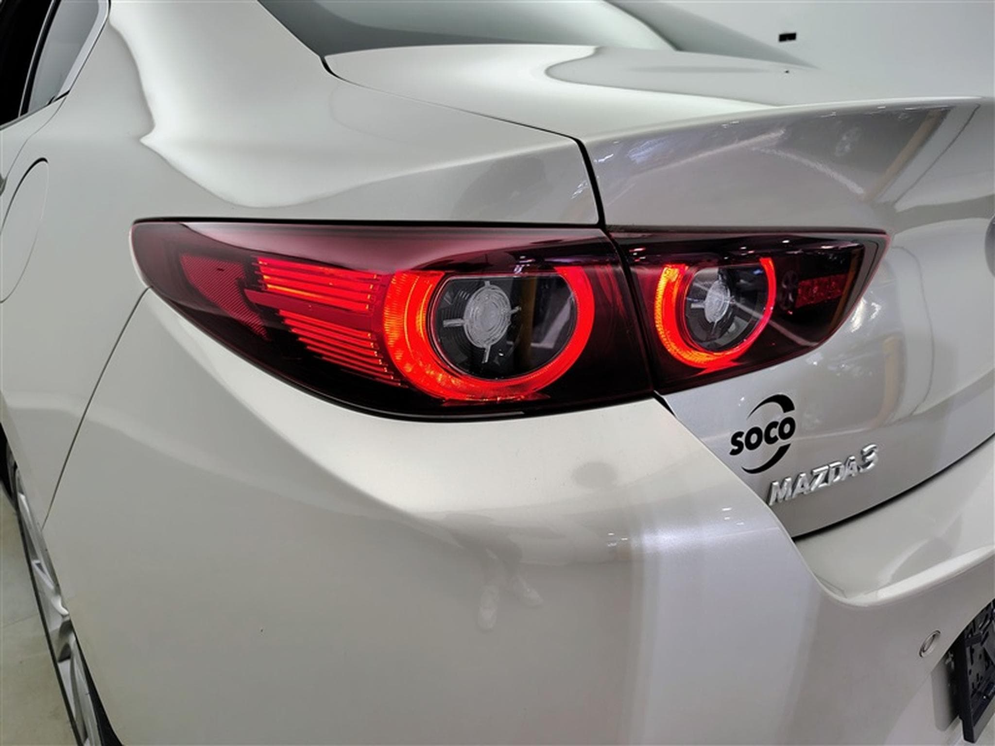Mazda 3 Hatchback 2.0i e-Skyactiv-G Nagisa (2024) - Foto 16
