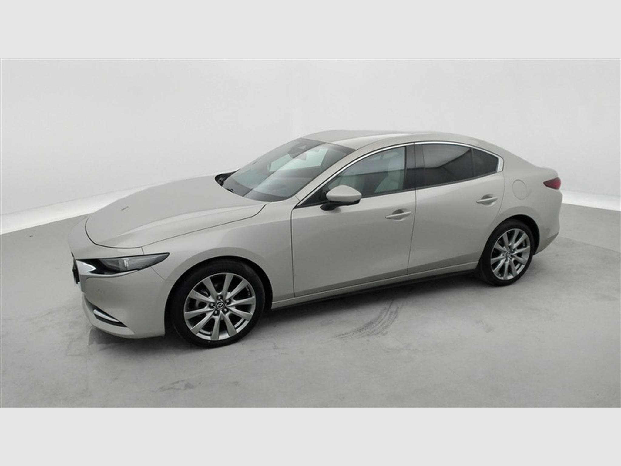 Mazda 3 Hatchback 2.0i e-Skyactiv-G Nagisa (2024) - Foto 22