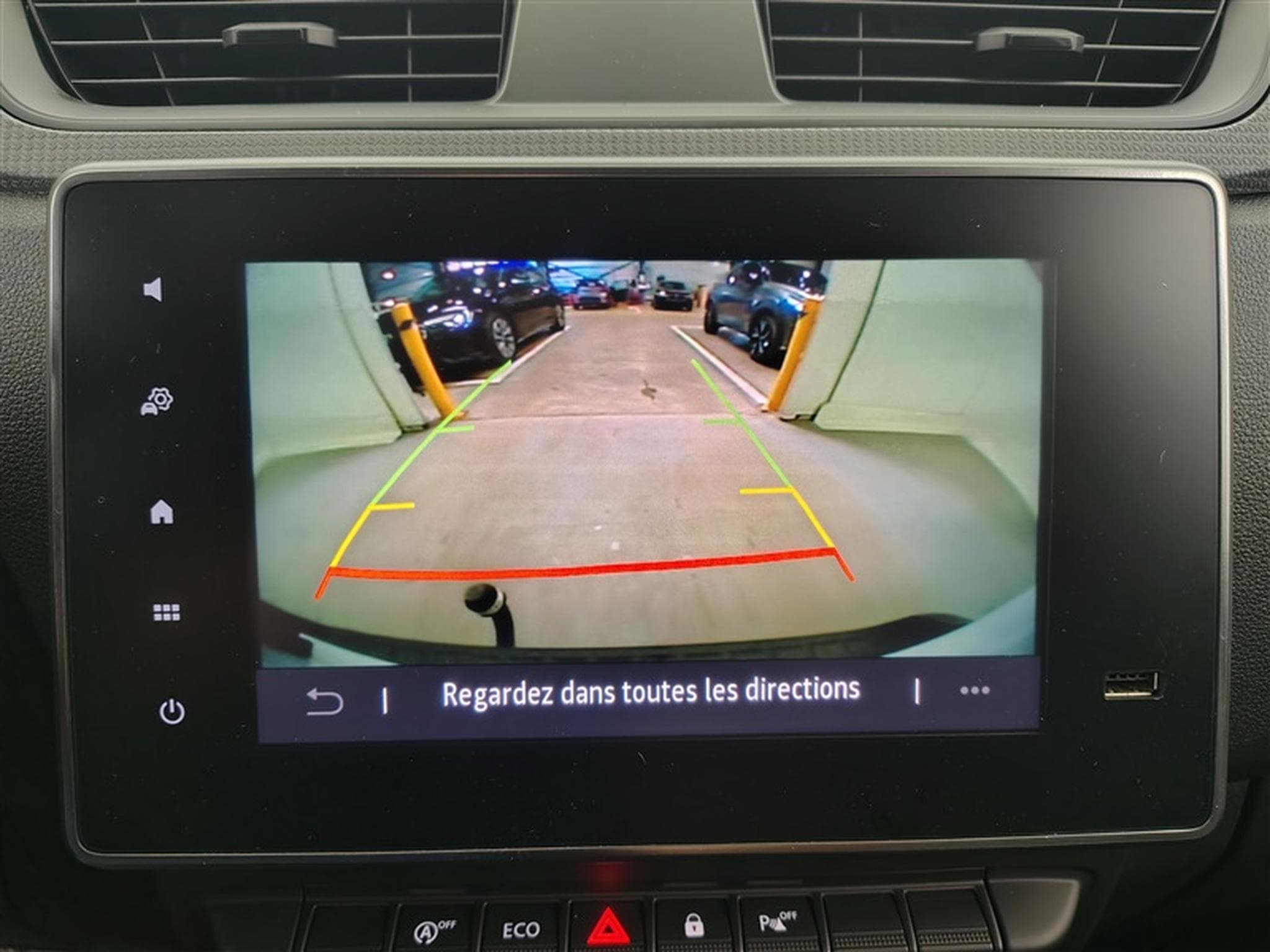 Renault Express 1.5 Blue dCi CLIM /CARPLAY/CAM (2024) - Photo 18