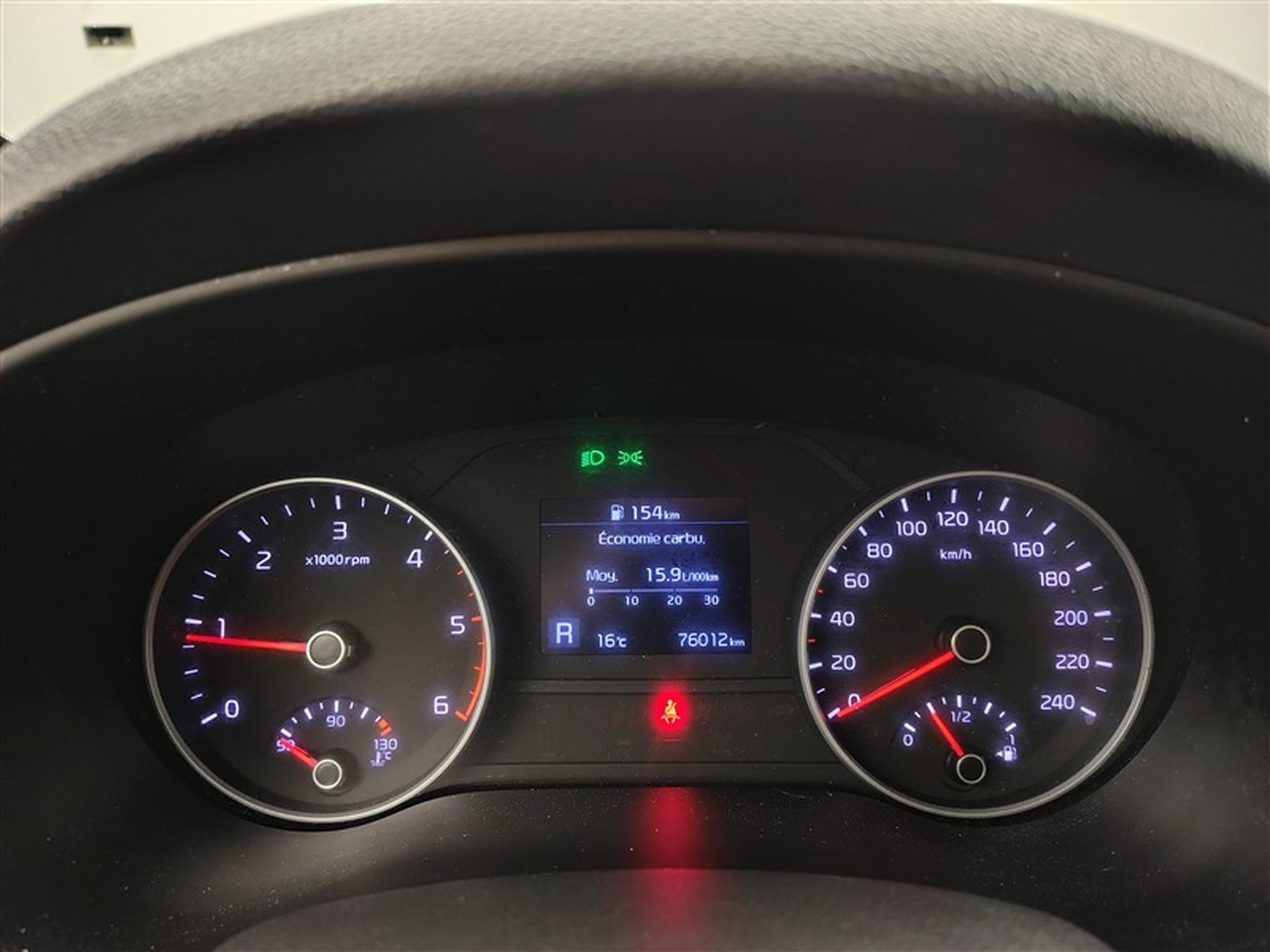 Kia Sportage 1.6 CRDi MHEV More DCT (2021) - Photo 10