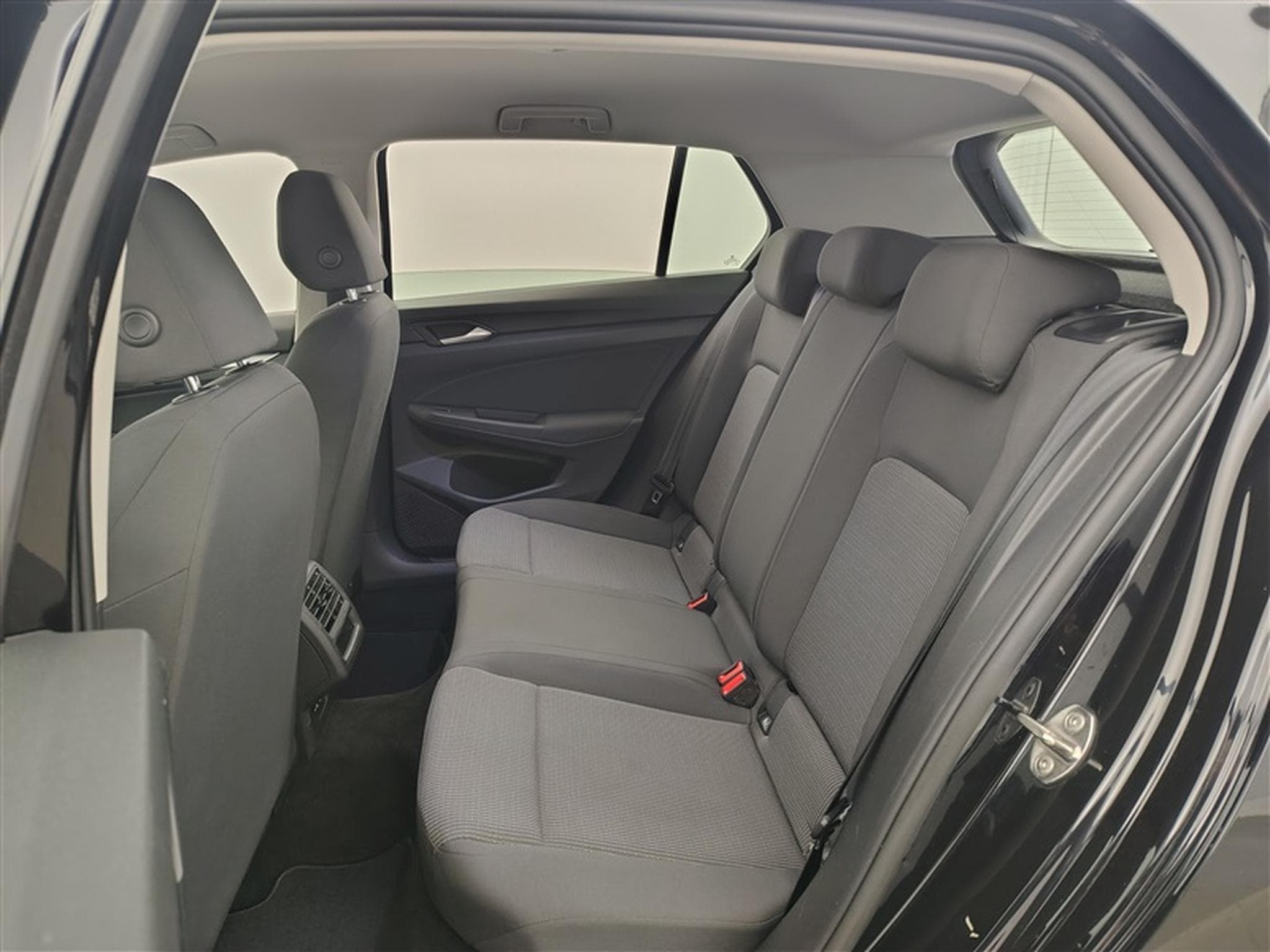 VW Golf 1.0 TSI 110cv Life CARPLAY / FULL LED / PDC AV+AR (2021) - Photo 13