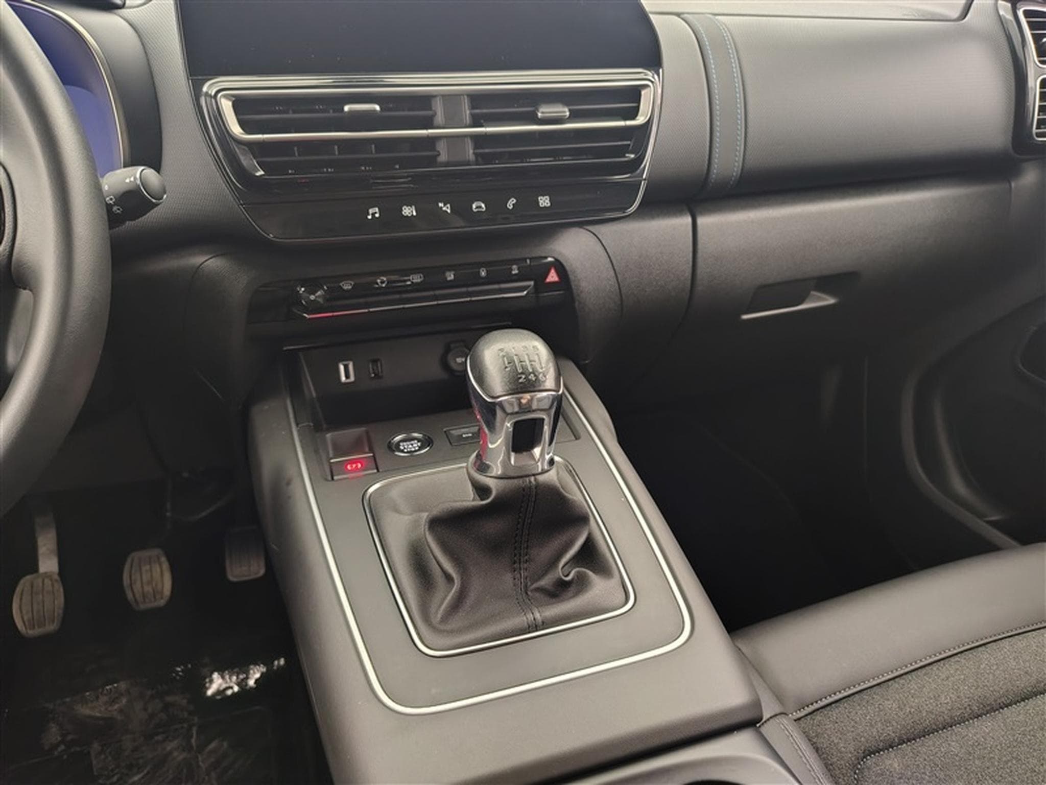 Citroen C5 Aircross 1.2 PureTech 130cv Plus S-CUIR / NAVI / CAMERA / CARPLAY (2024) - Photo 12