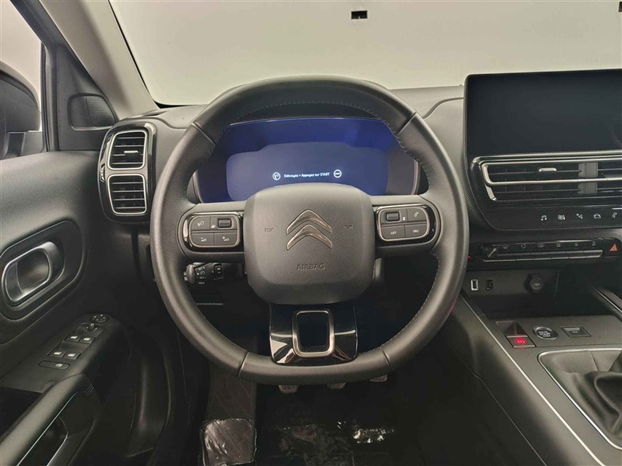 Citroen C5 Aircross 1.2 PureTech 130cv Plus S-CUIR / NAVI / CAMERA / CARPLAY (2024) - Photo 9