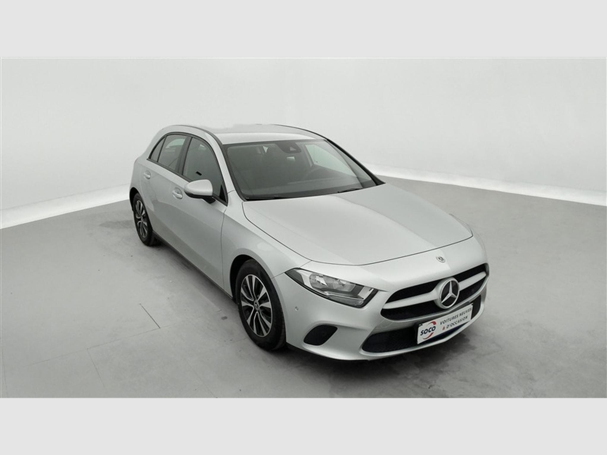 Mercedes A 180 A 180 Business Solution NAVI/JA/PDC (2022) - Photo 22
