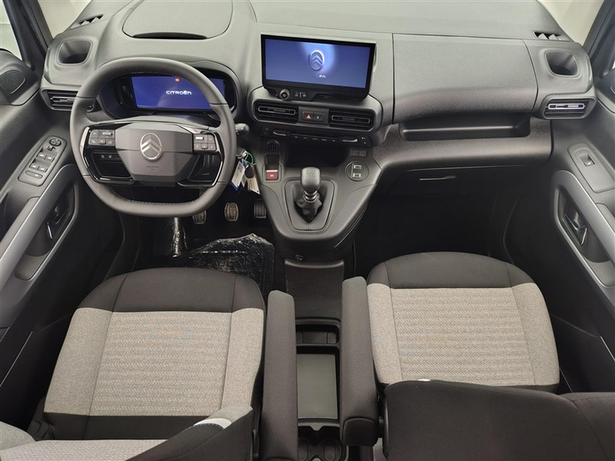Citroen Berlingo 1.5 HDi Multispace CARPLAY / FULL LED / CAMERA / JA 16" (2026) - Photo 8