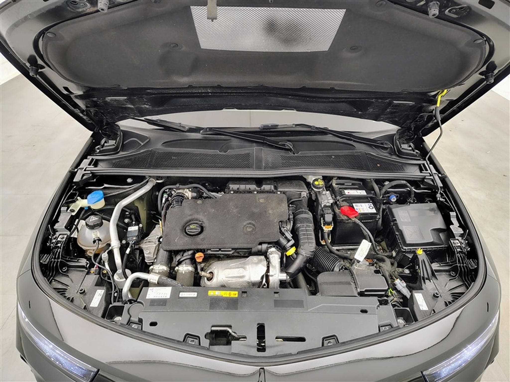 Opel Astra 1.5 Turbo D Sport T GS *FULL LED/CARPLAY/CAM360/PDC/JA17* (2024) - Photo 20