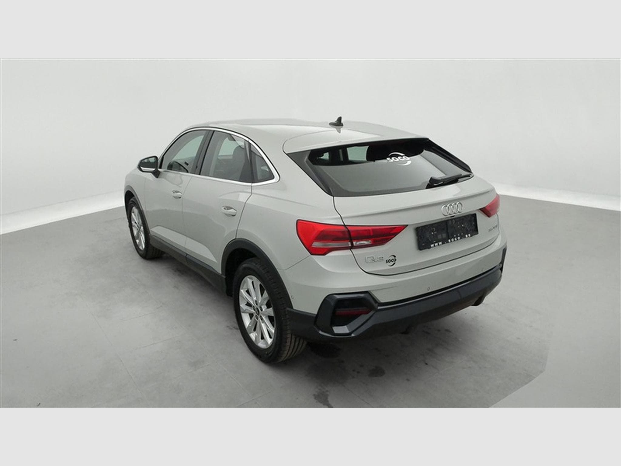 Audi Q3 Sportback 35 TFSI Design CUIR/NAVI/FULL LED/JA18 (2021) - Foto 2