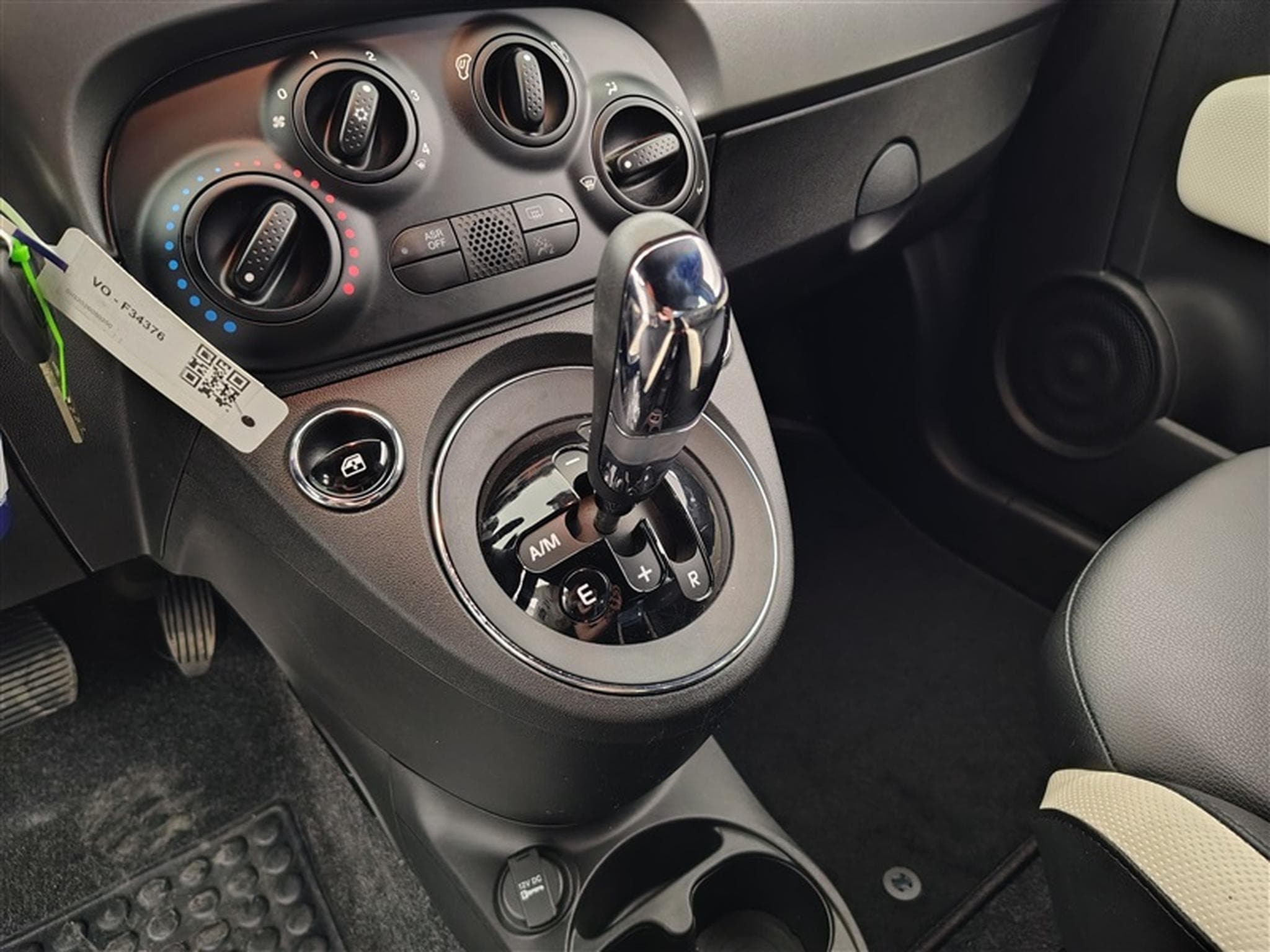 Fiat 500 1.2i Eleganza MTA (2018) - Photo 12