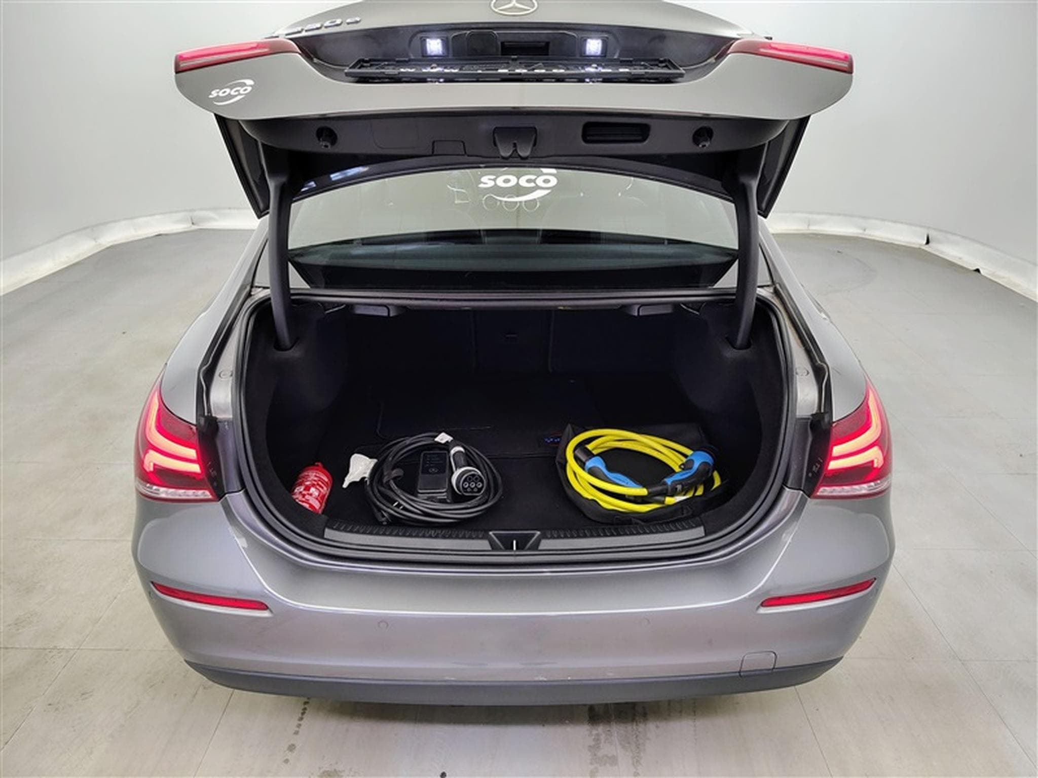 Mercedes A 250 e PHEV Business Solution Navi / Led / PDC av+ar (2021) - Photo 14