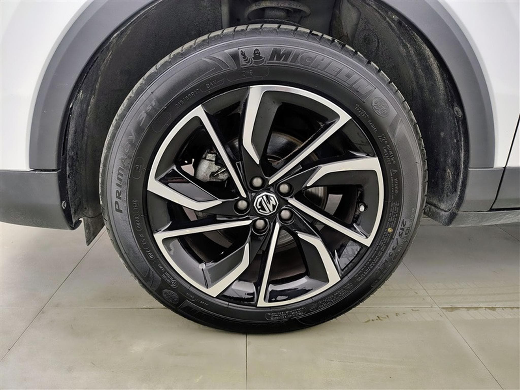 MG ZS 1.0 T-GDi 110cv AUTO Luxury NAVI / FULL LED / CUIR / CAMERA (2024) - Photo 6