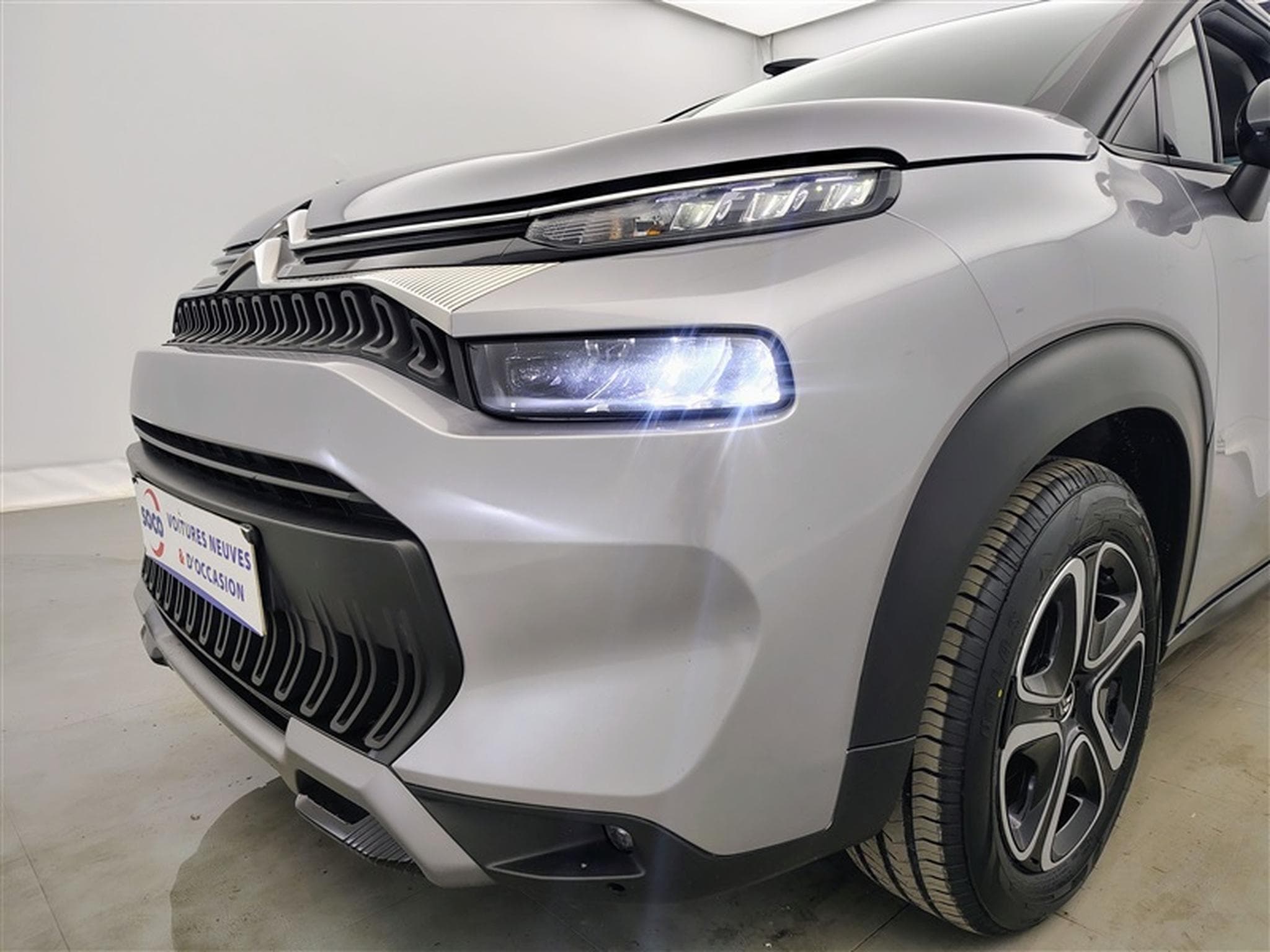 Citroen C3 Aircross 1.2 PureTech 110cv Feel NAVI / FULL LED / PDC AR (2022) - Photo 15