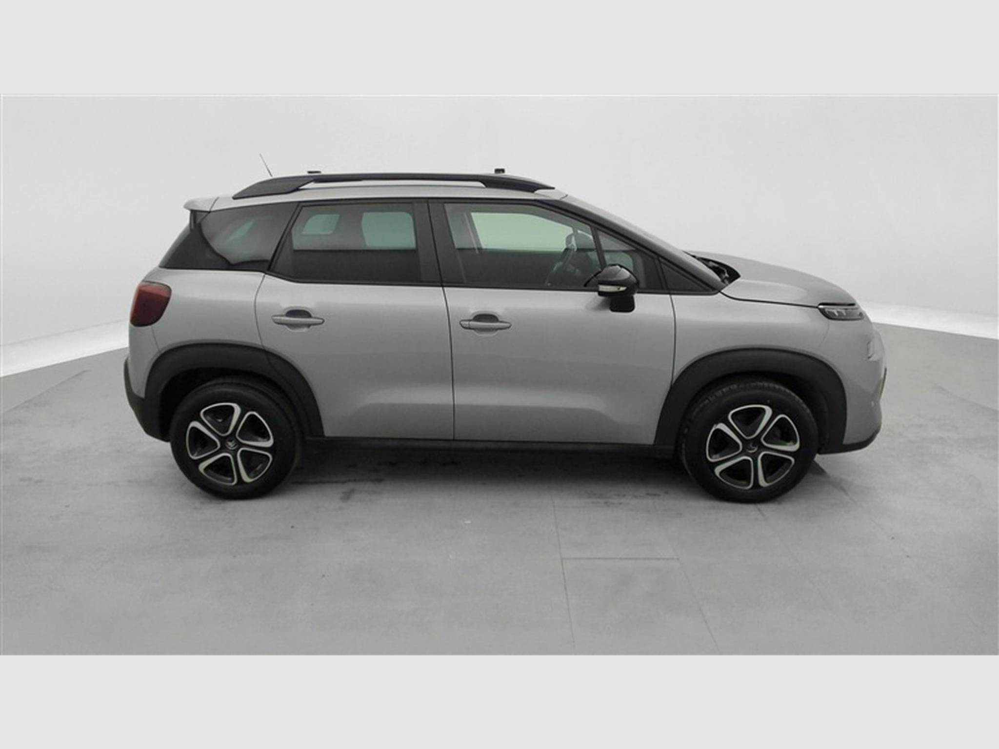 Citroen C3 Aircross 1.2 PureTech 110cv Feel NAVI / FULL LED / PDC AR (2022) - Photo 23