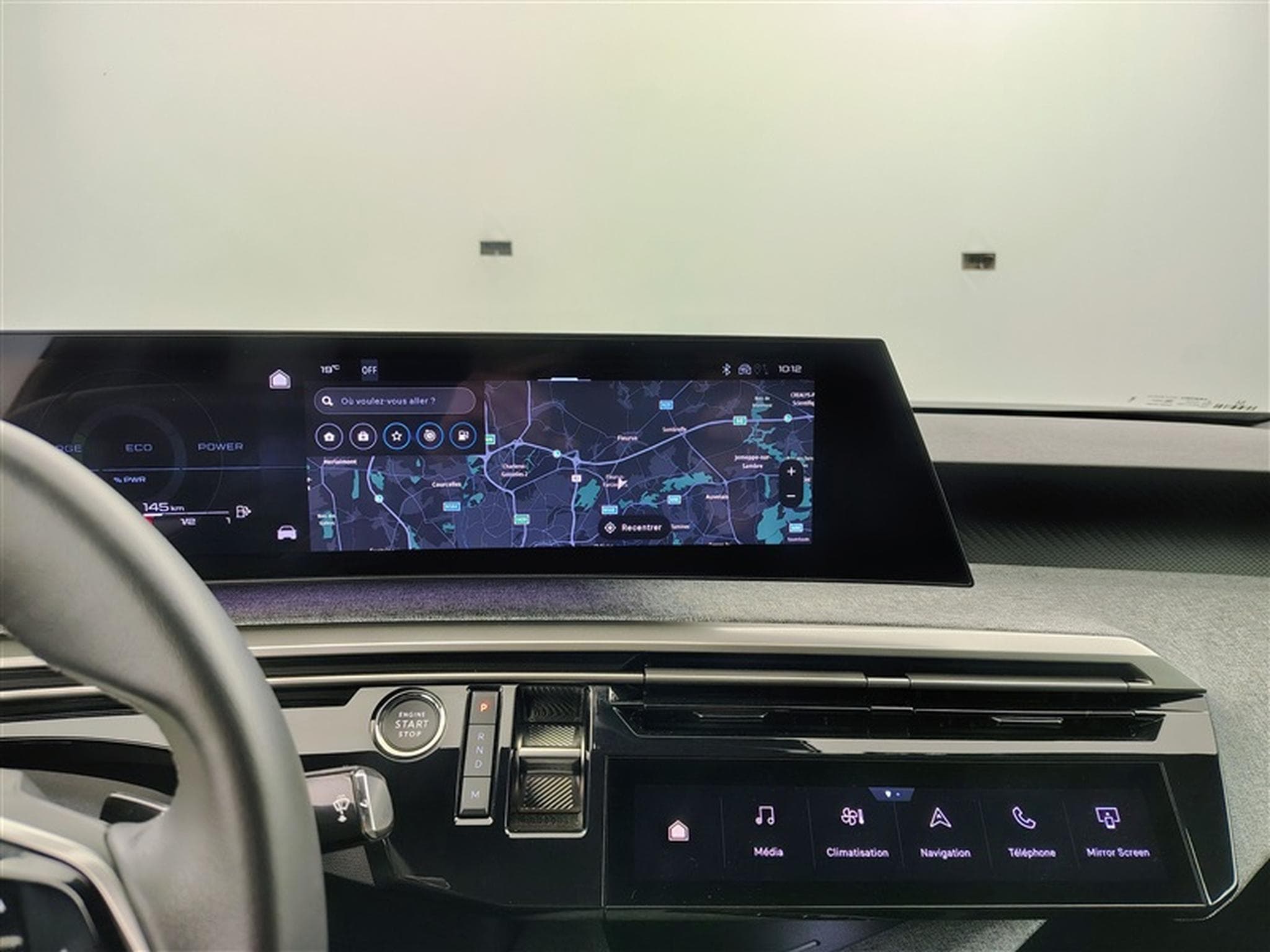 Peugeot 3008 1.2 HYBRID 145cv e-DSC6 Allure S-CUIR / NAVI / CAMERA (2025) - Photo 11