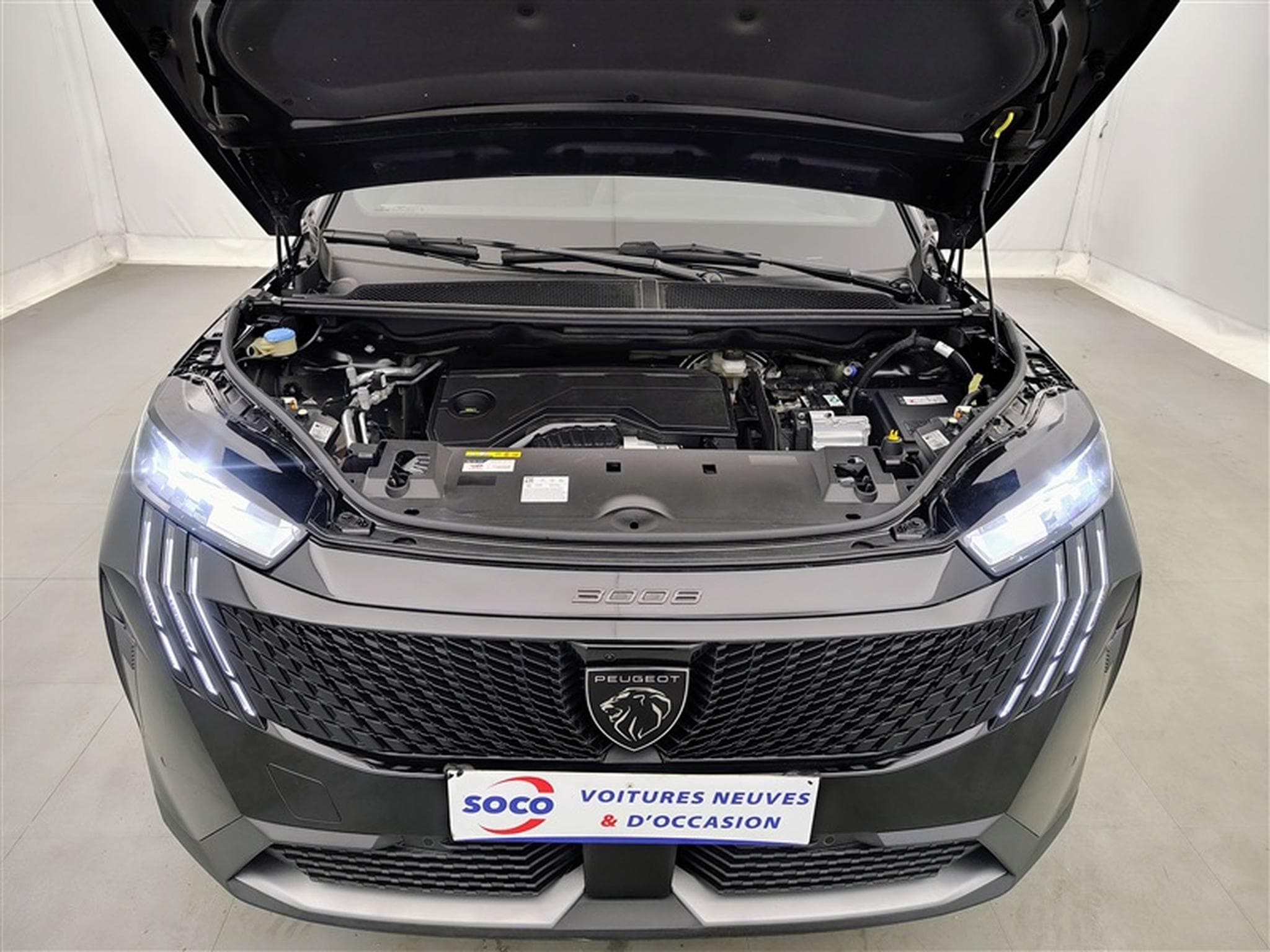 Peugeot 3008 1.2 HYBRID 145cv e-DSC6 Allure S-CUIR / NAVI / CAMERA (2025) - Photo 18
