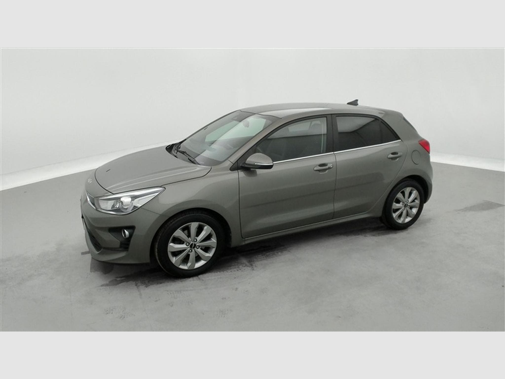 Kia Rio 1.0 T Pulse (2023) - Photo 21