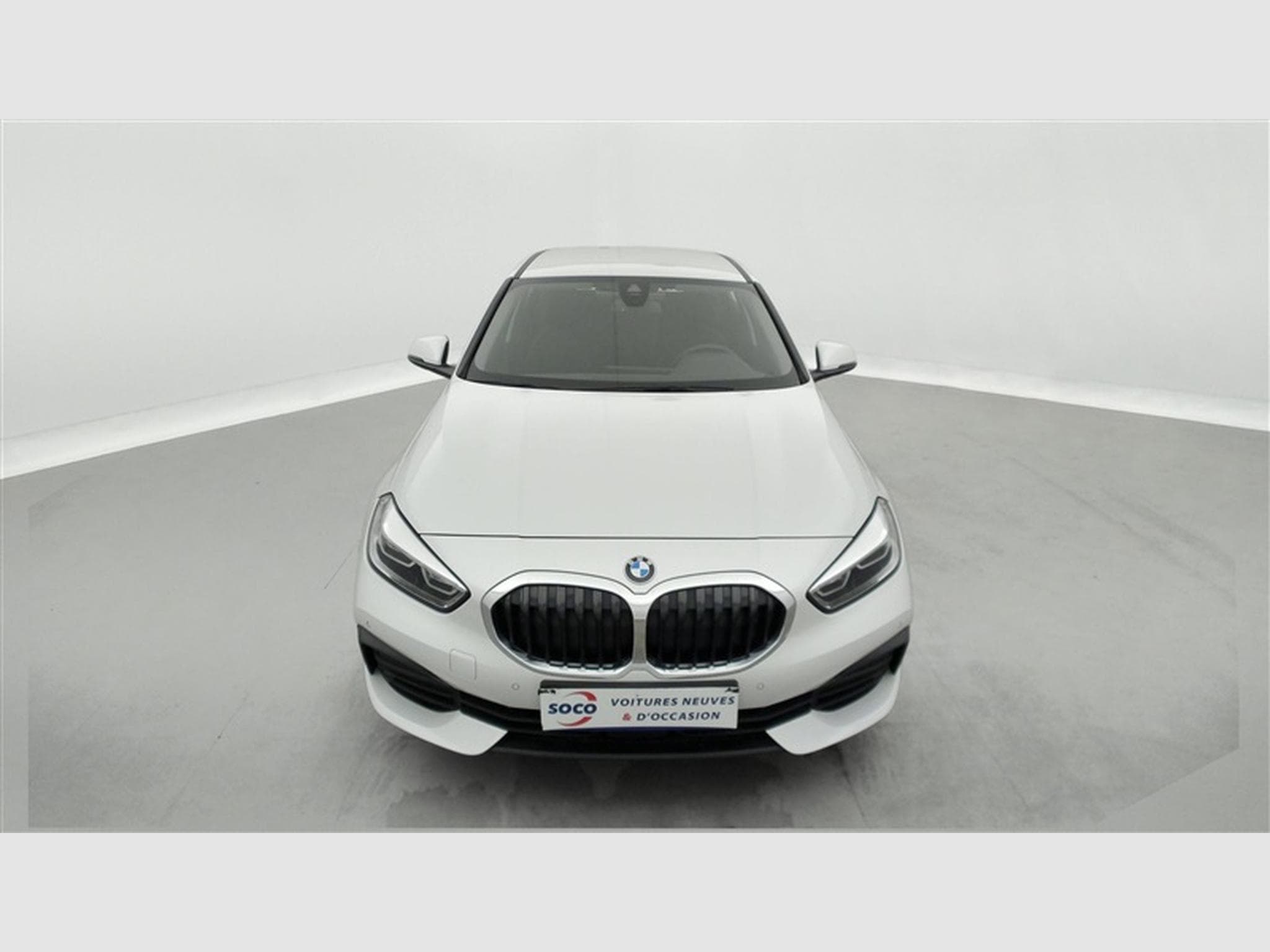 BMW 118 iA Business NAVI / FULL LED / PDC AV-AR (2023) - Foto 4