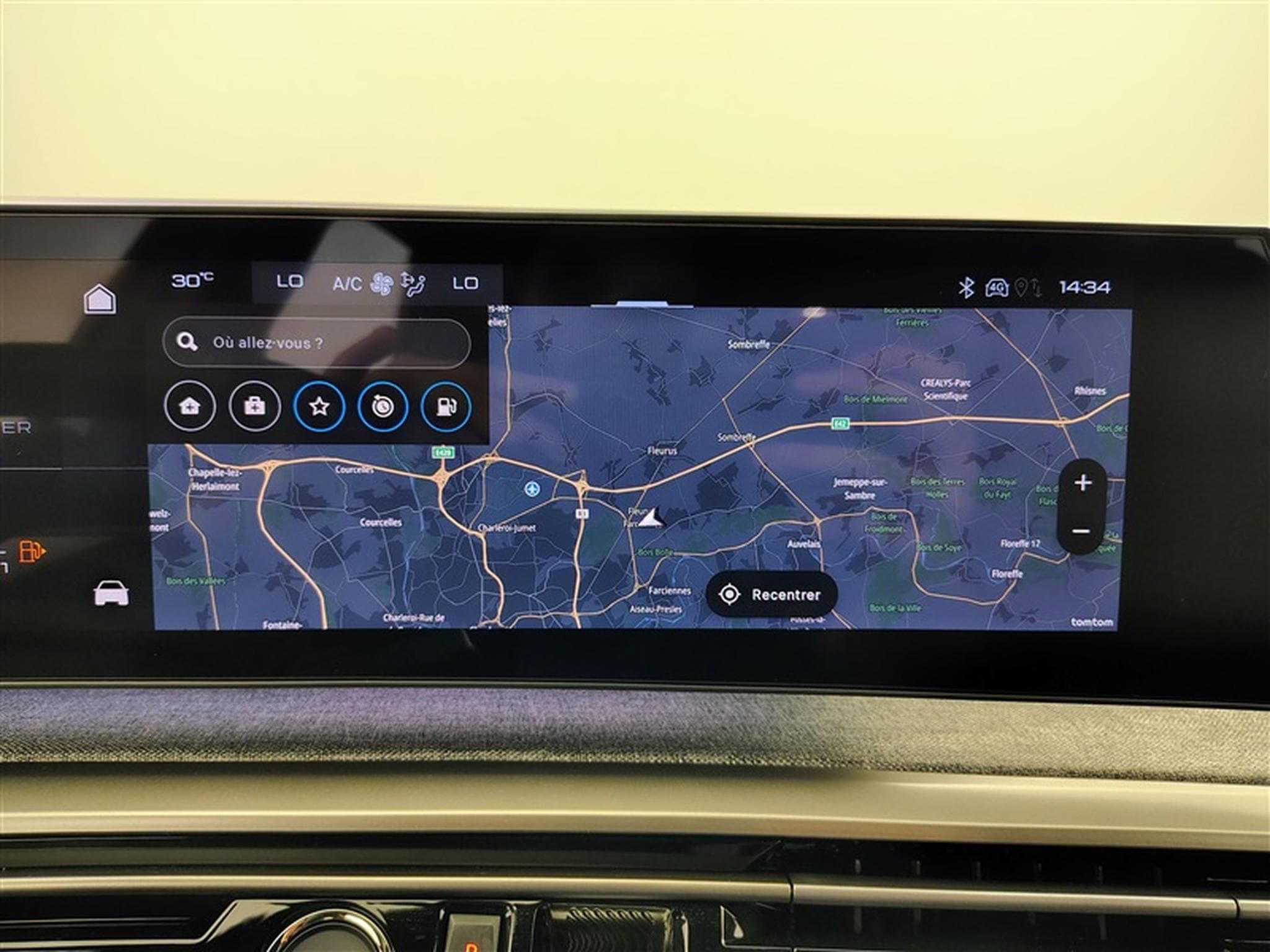 Peugeot 3008 1.2 Hybrid 145cv e-DCS6 Allure NAVI / FULL LED / CAMERA (2026) - Foto 11