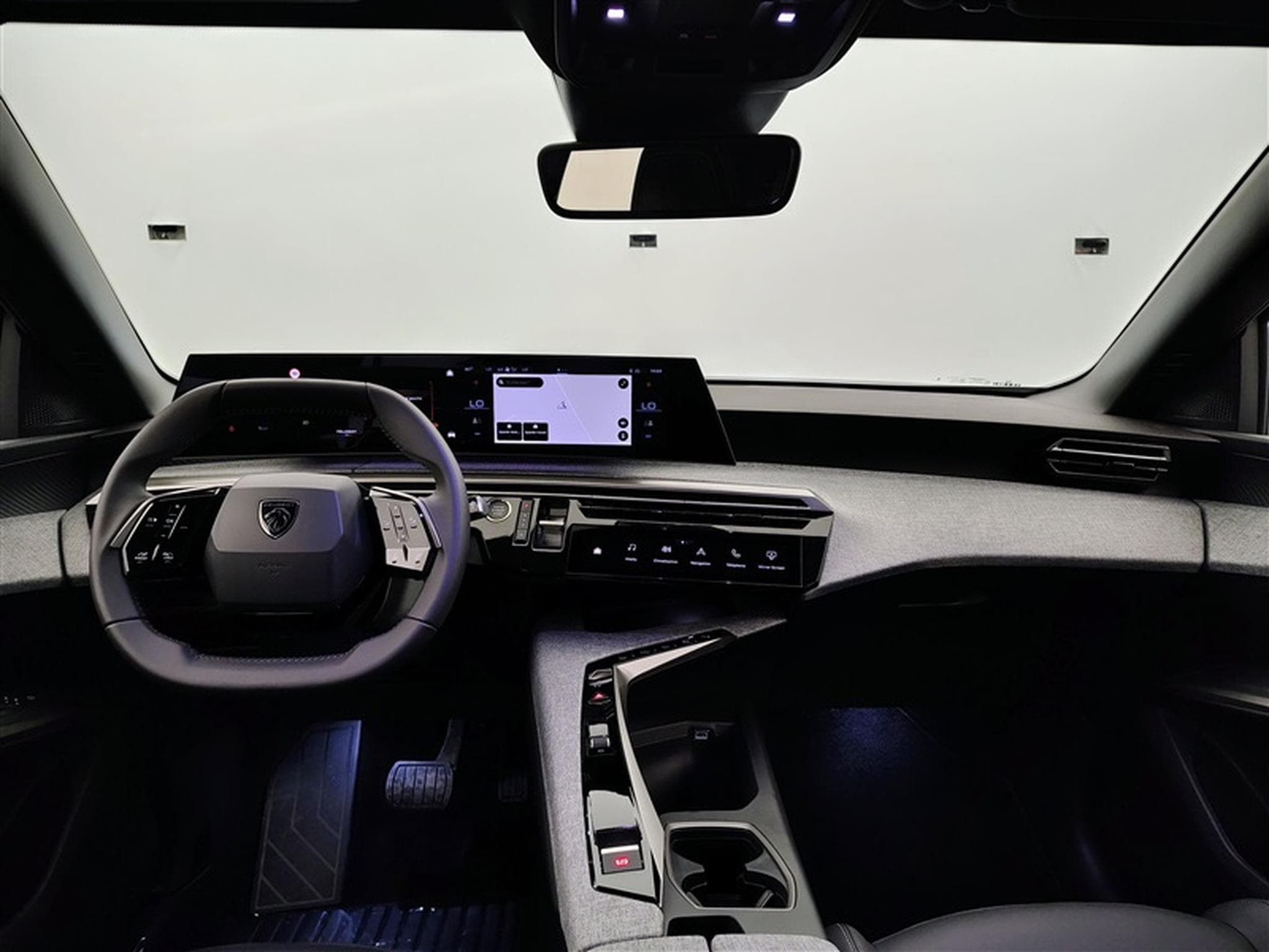 Peugeot 3008 1.2 Hybrid 145cv e-DCS6 Allure NAVI / FULL LED / CAMERA (2026) - Foto 8