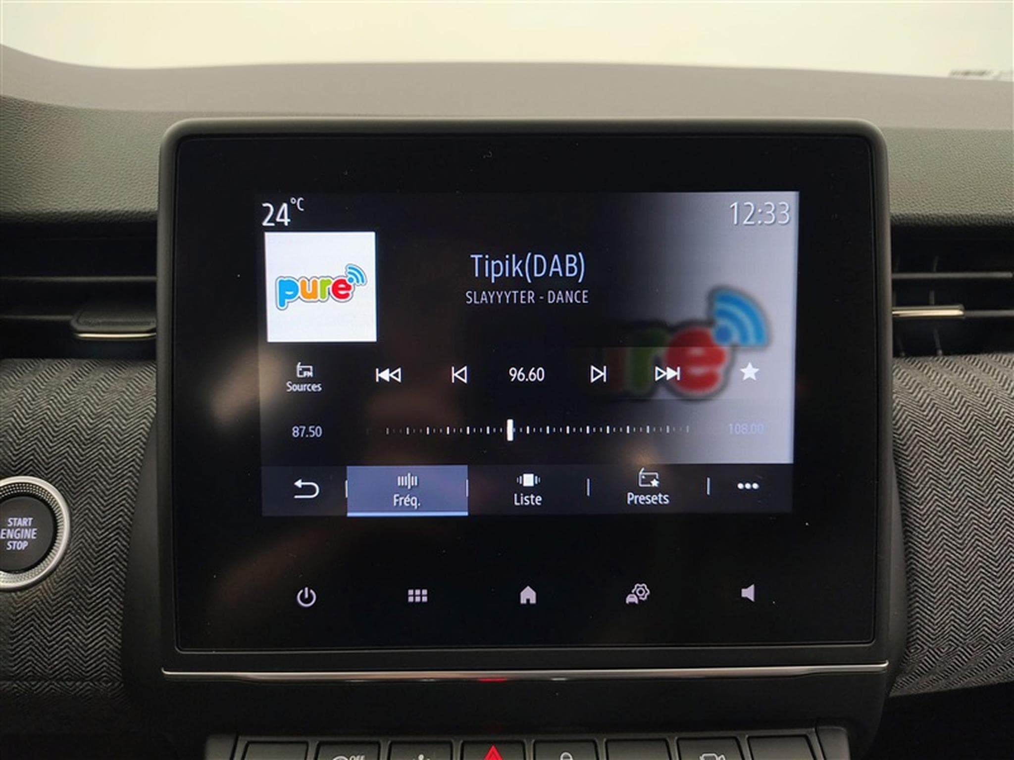 Renault Clio 1.0 TCe Tecnno CarPlay / Led / PDC / Caméra 360° (2024) - Photo 11