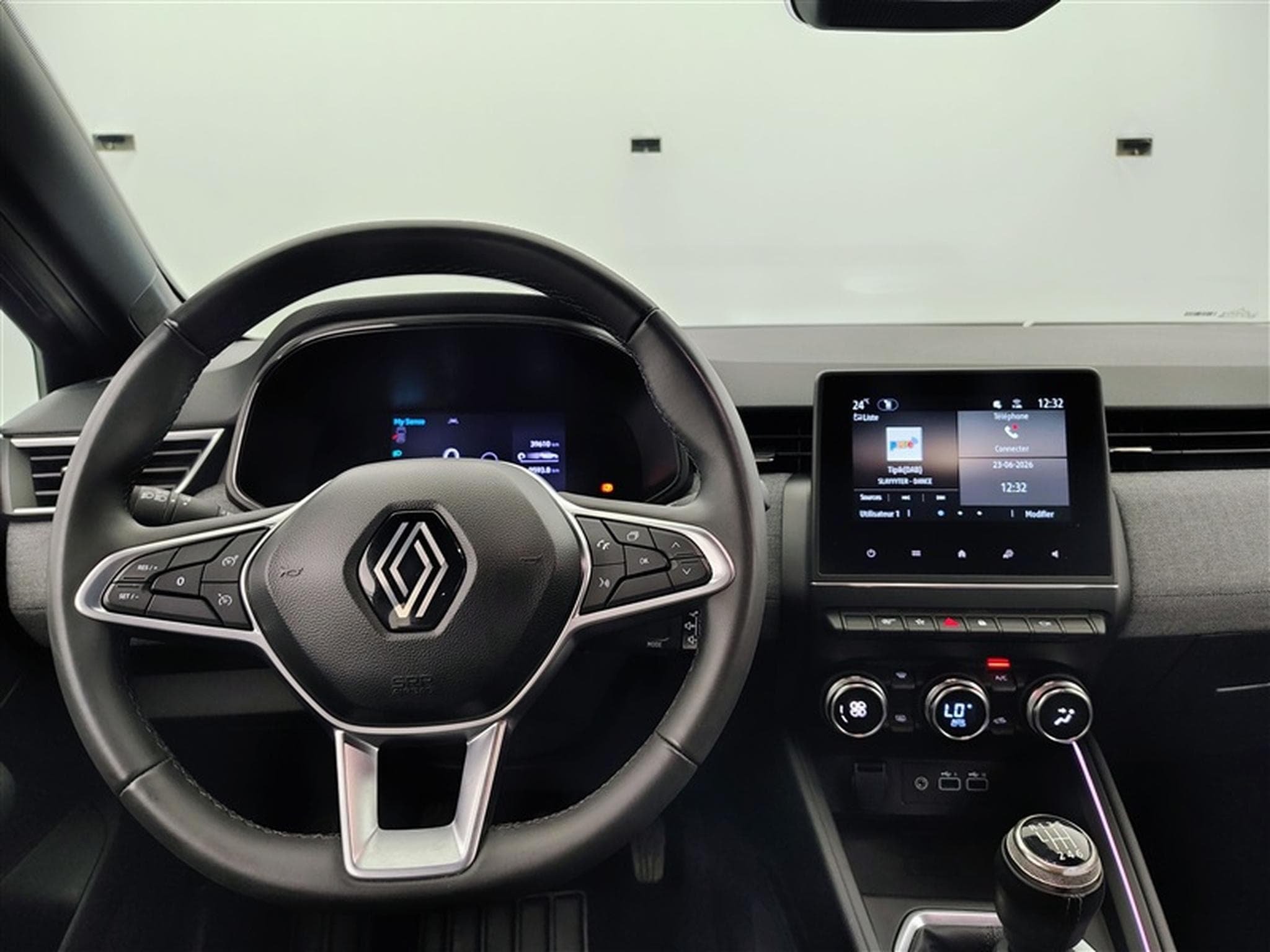 Renault Clio 1.0 TCe Tecnno CarPlay / Led / PDC / Caméra 360° (2024) - Photo 9