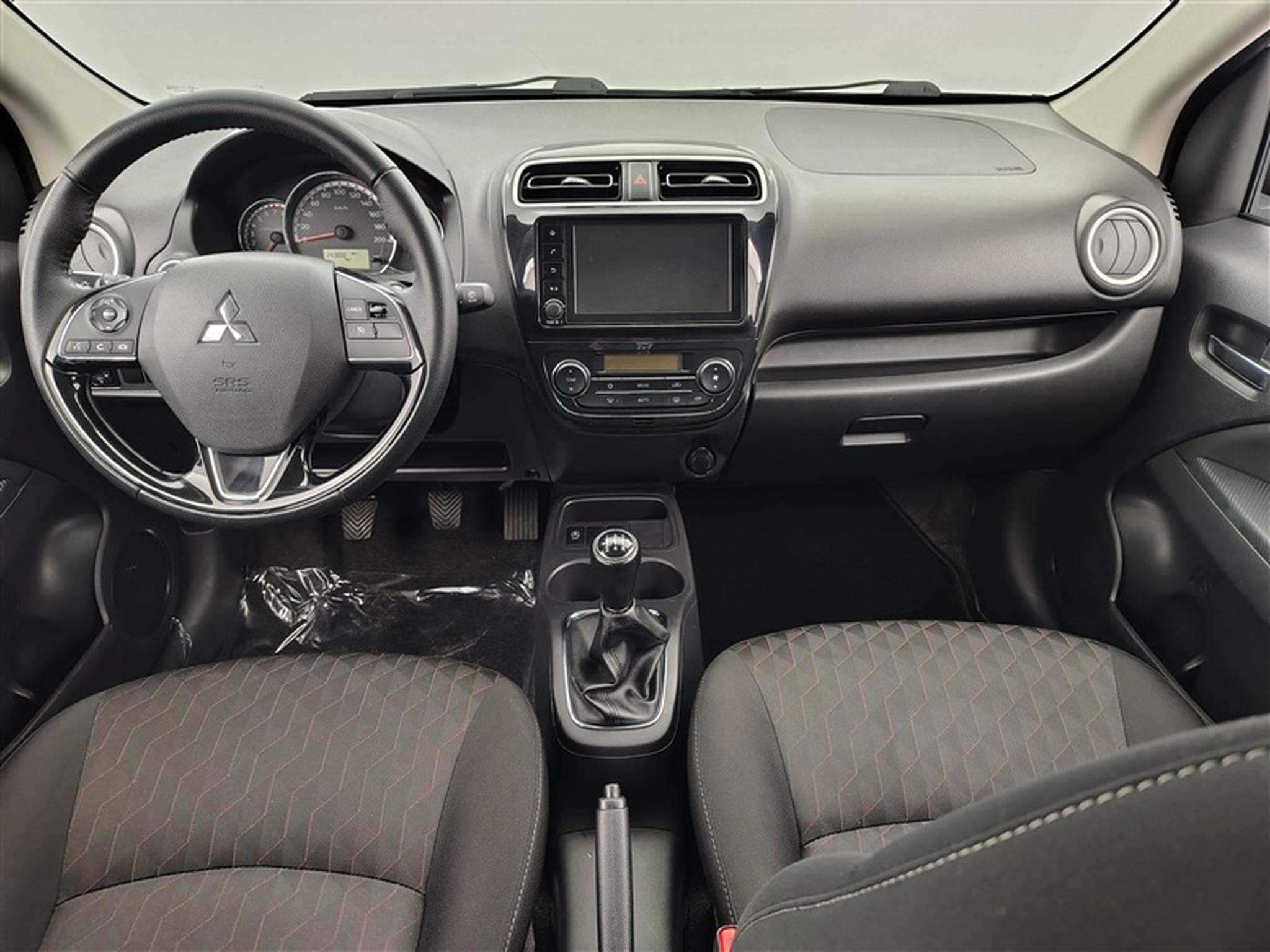 Mitsubishi Space Star 1.2 MiVEC RedLine Edition CARPLAY (2024) - Foto 8