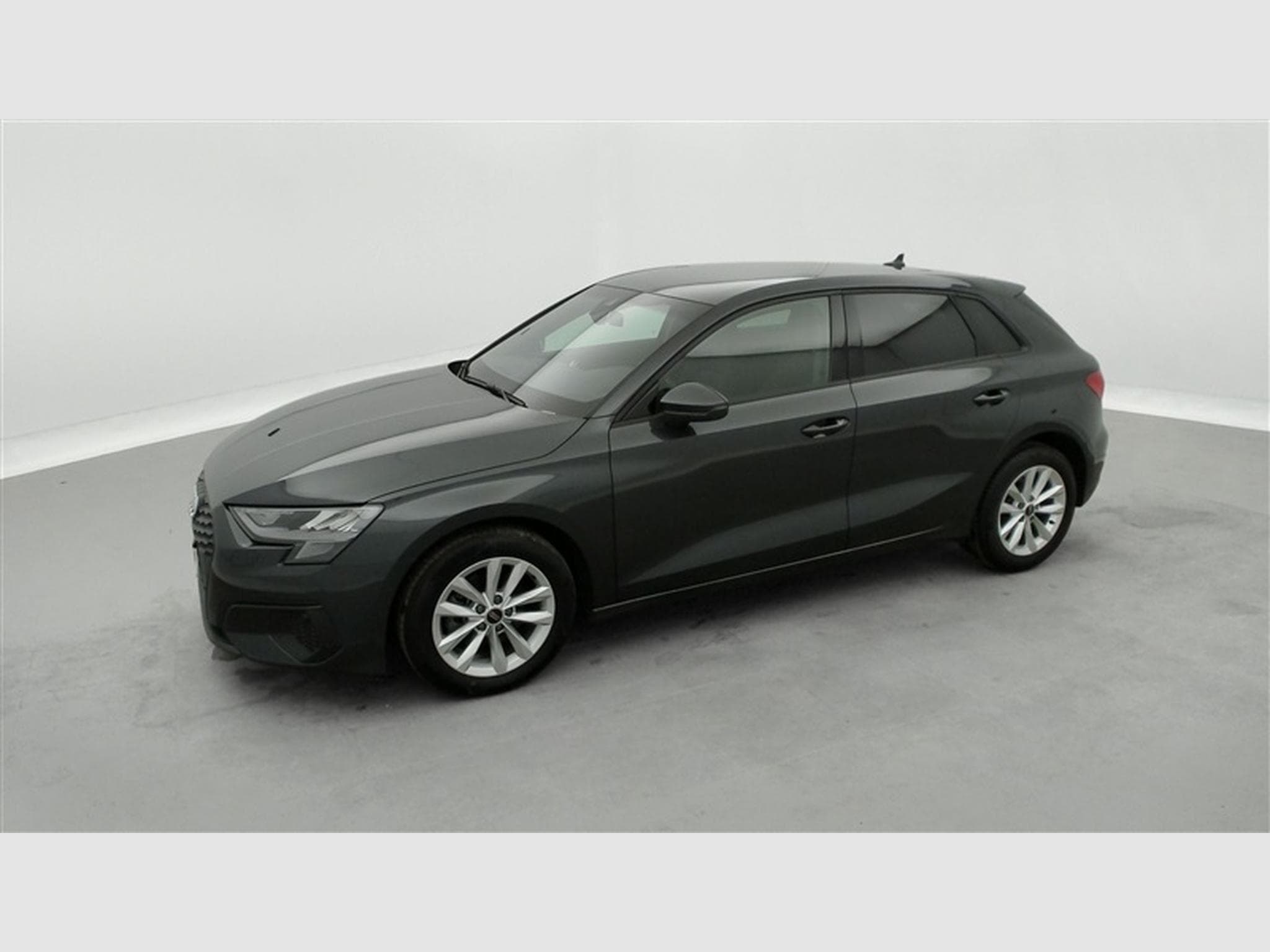 Audi A3 30 TFSI S-Tronic  Cuir / Navi Cockpit / Led (2023) - Photo 20