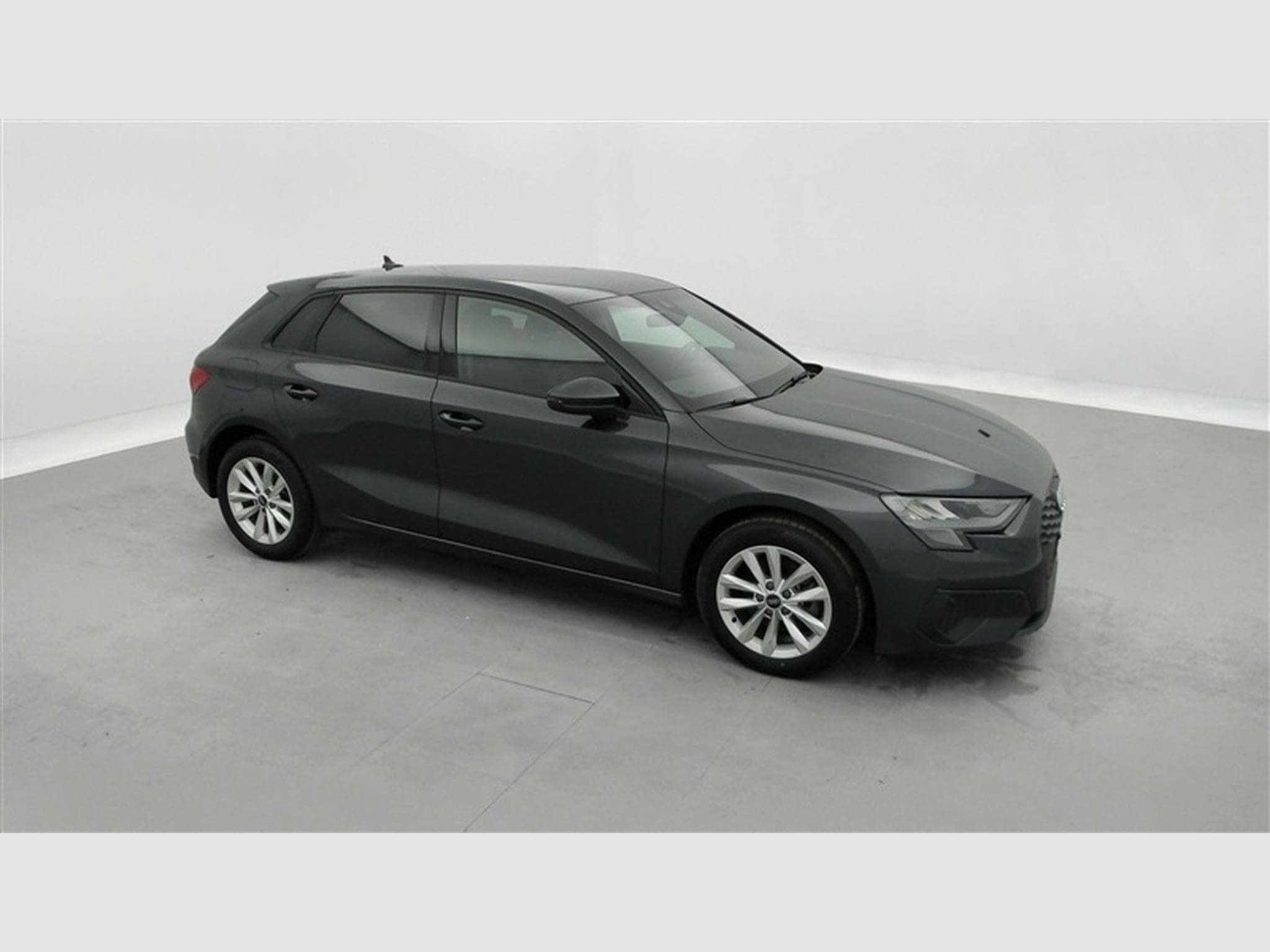 Audi A3 30 TFSI S-Tronic  Cuir / Navi Cockpit / Led (2023) - Photo 22