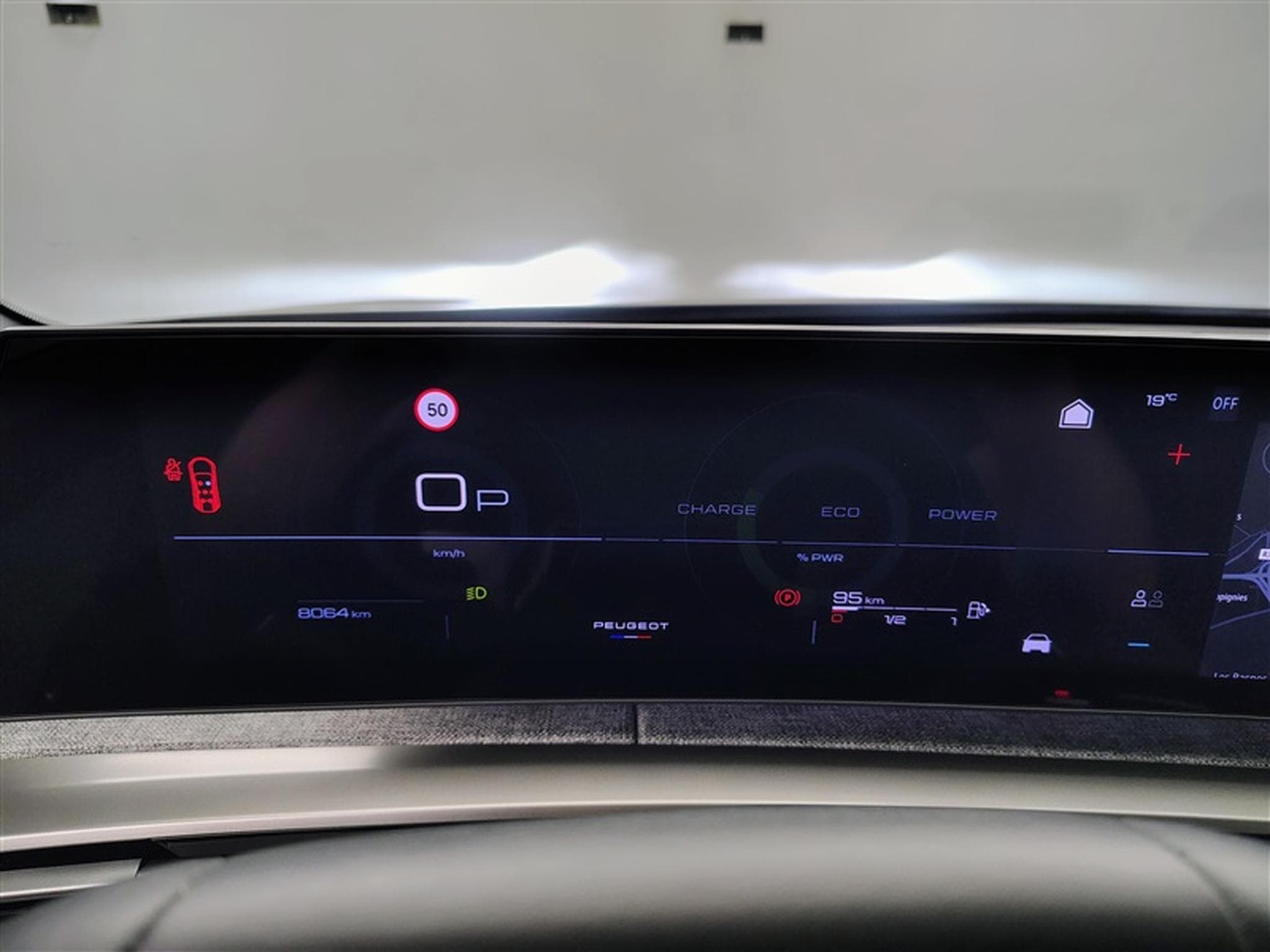 Peugeot 5008 1.2 HYBRID 145cv e-DCS6 Allure NAVI /CARPLAY/FULL LED/S-CUIR (2025) - Foto 10
