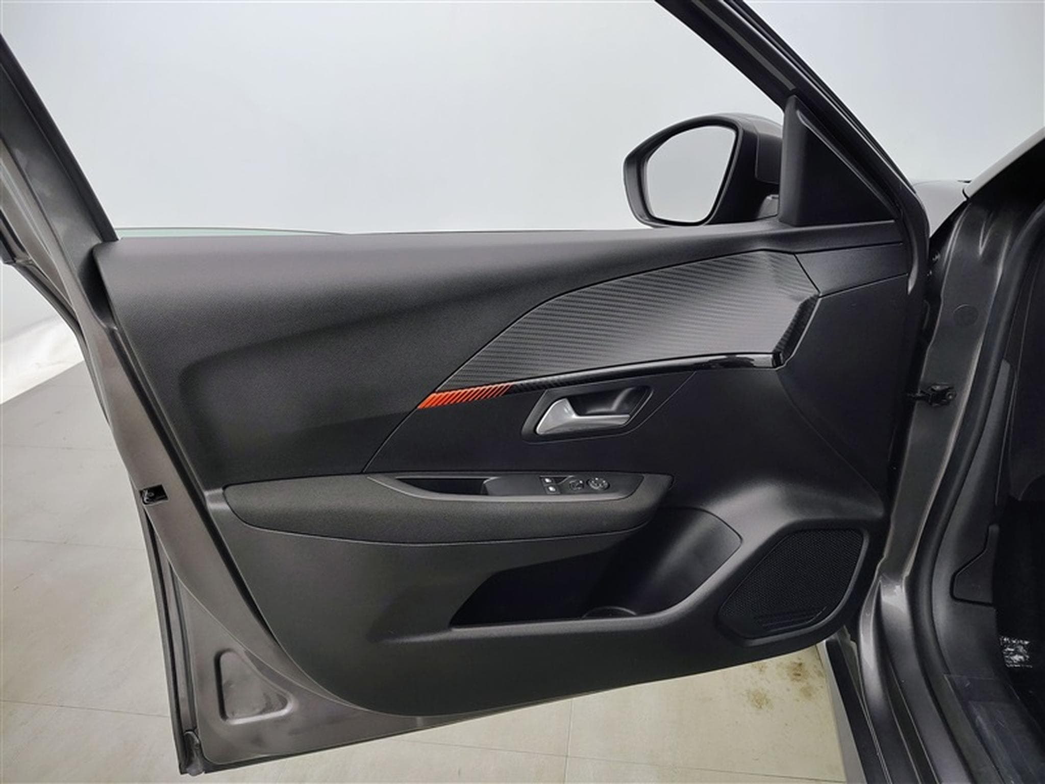 Peugeot 208 1.2i PureTech Active (2020) - Foto 16