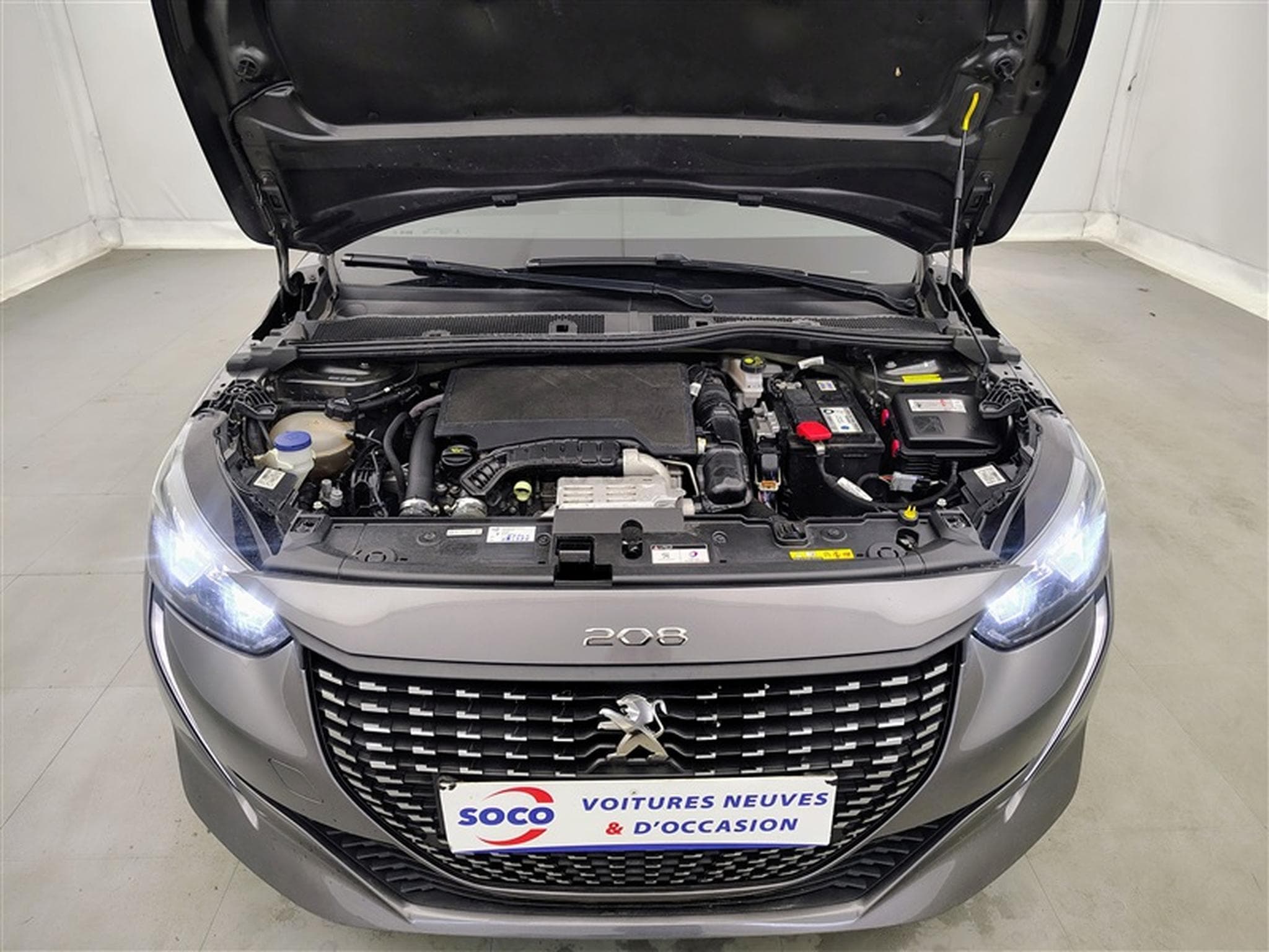 Peugeot 208 1.2i PureTech Active (2020) - Foto 18