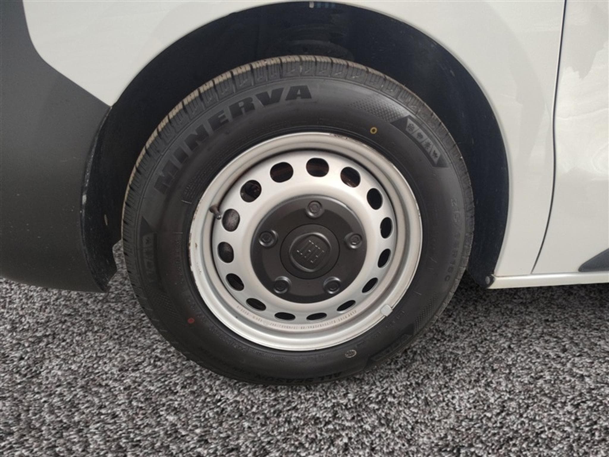 Fiat Scudo L2H1 CLIM/BLUETOOTH/PDC AR (2022) - Foto 6