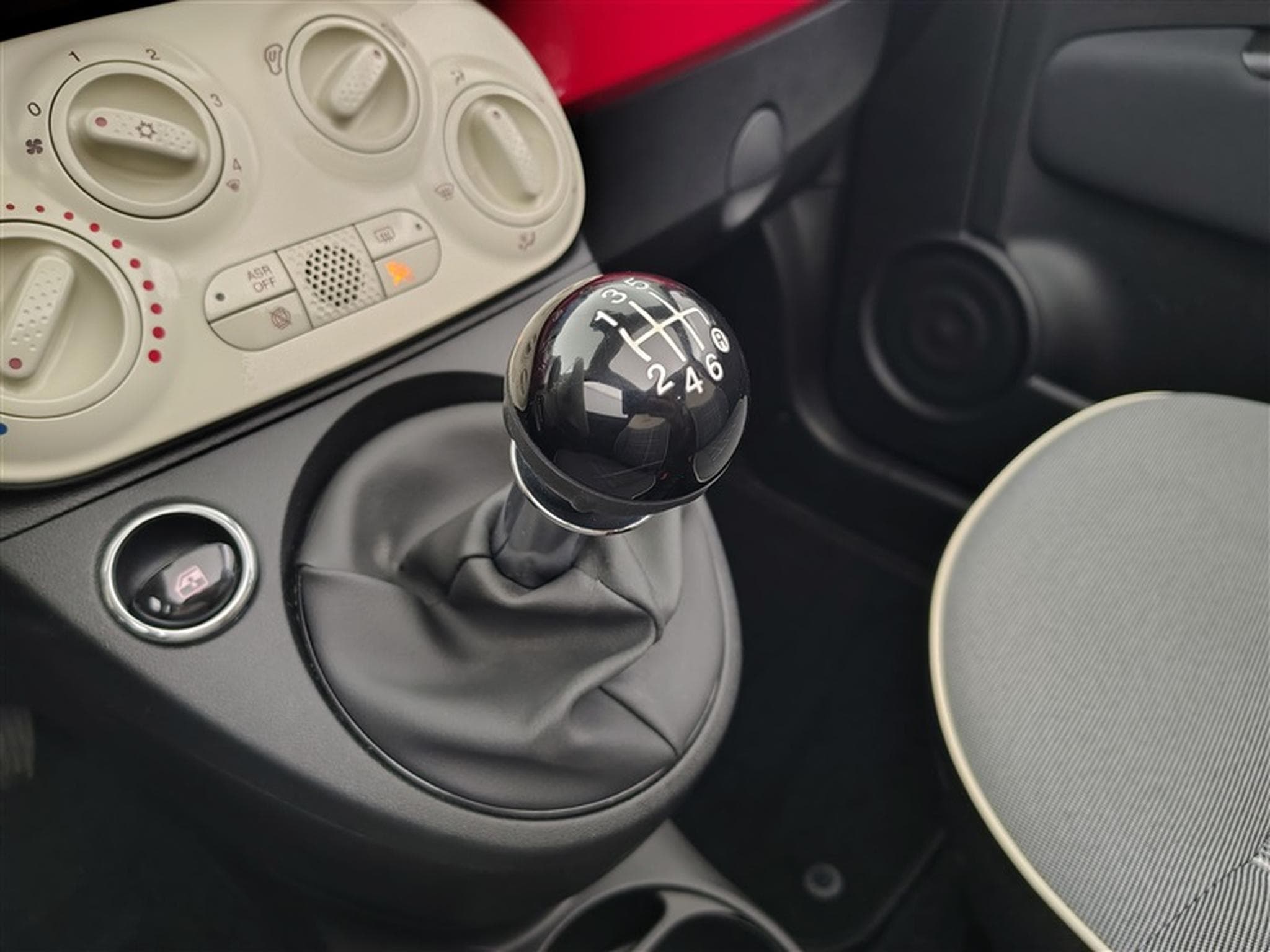 Fiat 500 1.0i MHEV (2021) - Foto 12