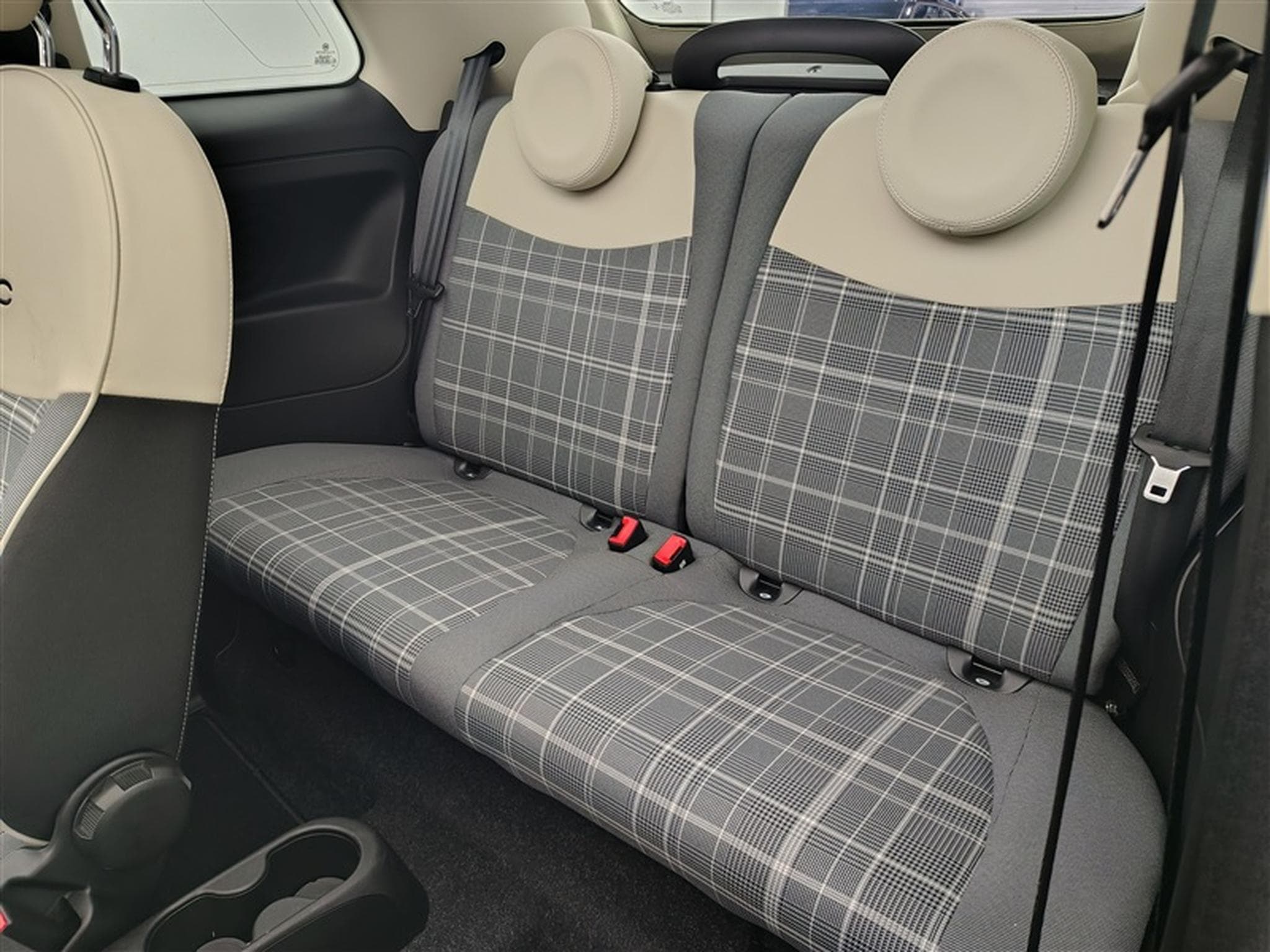 Fiat 500 1.0i MHEV (2021) - Foto 13