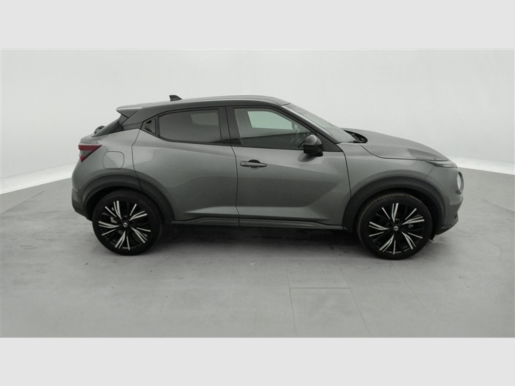 Nissan Juke 1.0 DIG-T 2WD N-Design (EU6AP) (2021) - Foto 24