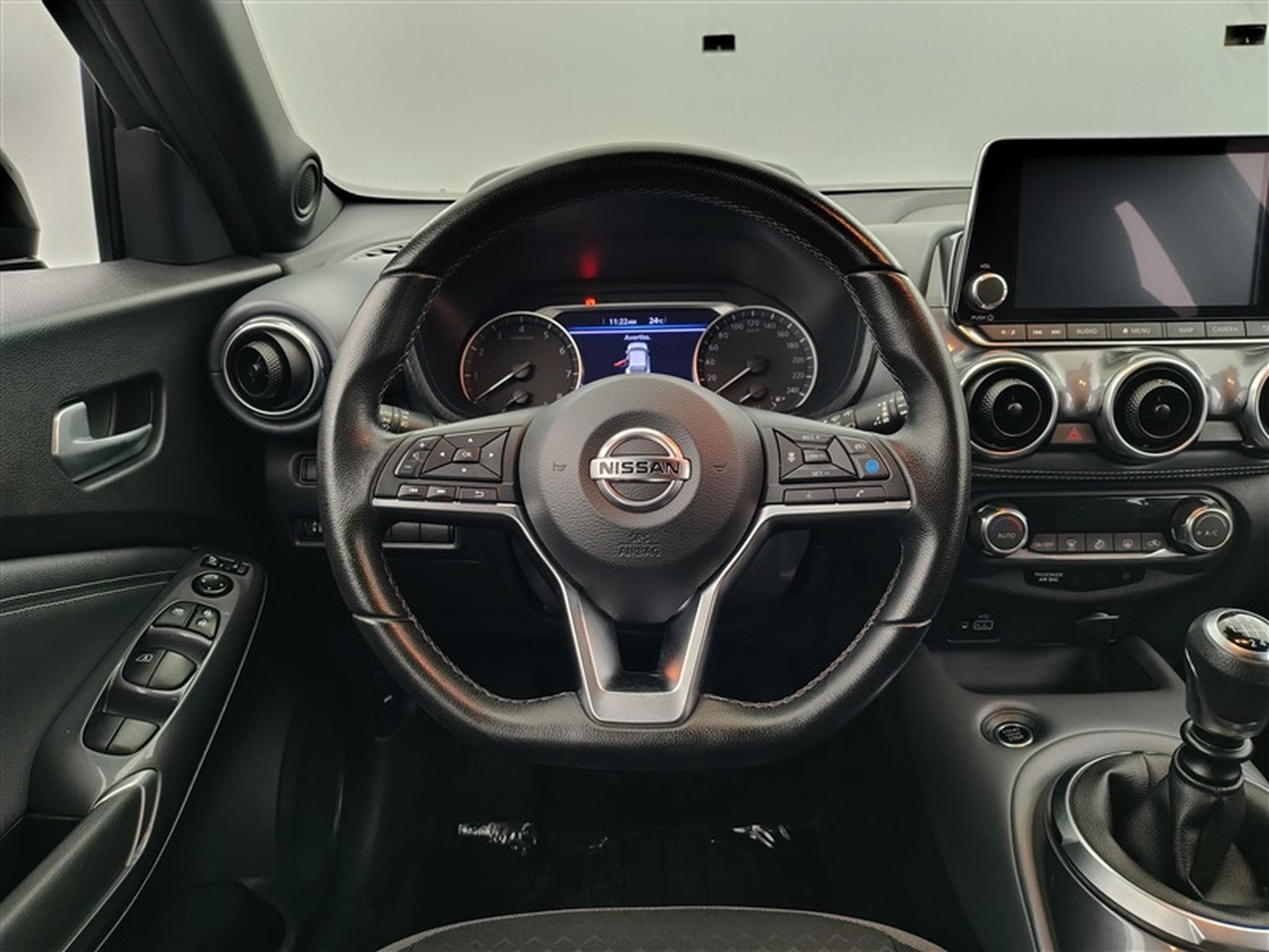 Nissan Juke 1.0 DIG-T 2WD N-Design (EU6AP) (2021) - Foto 9