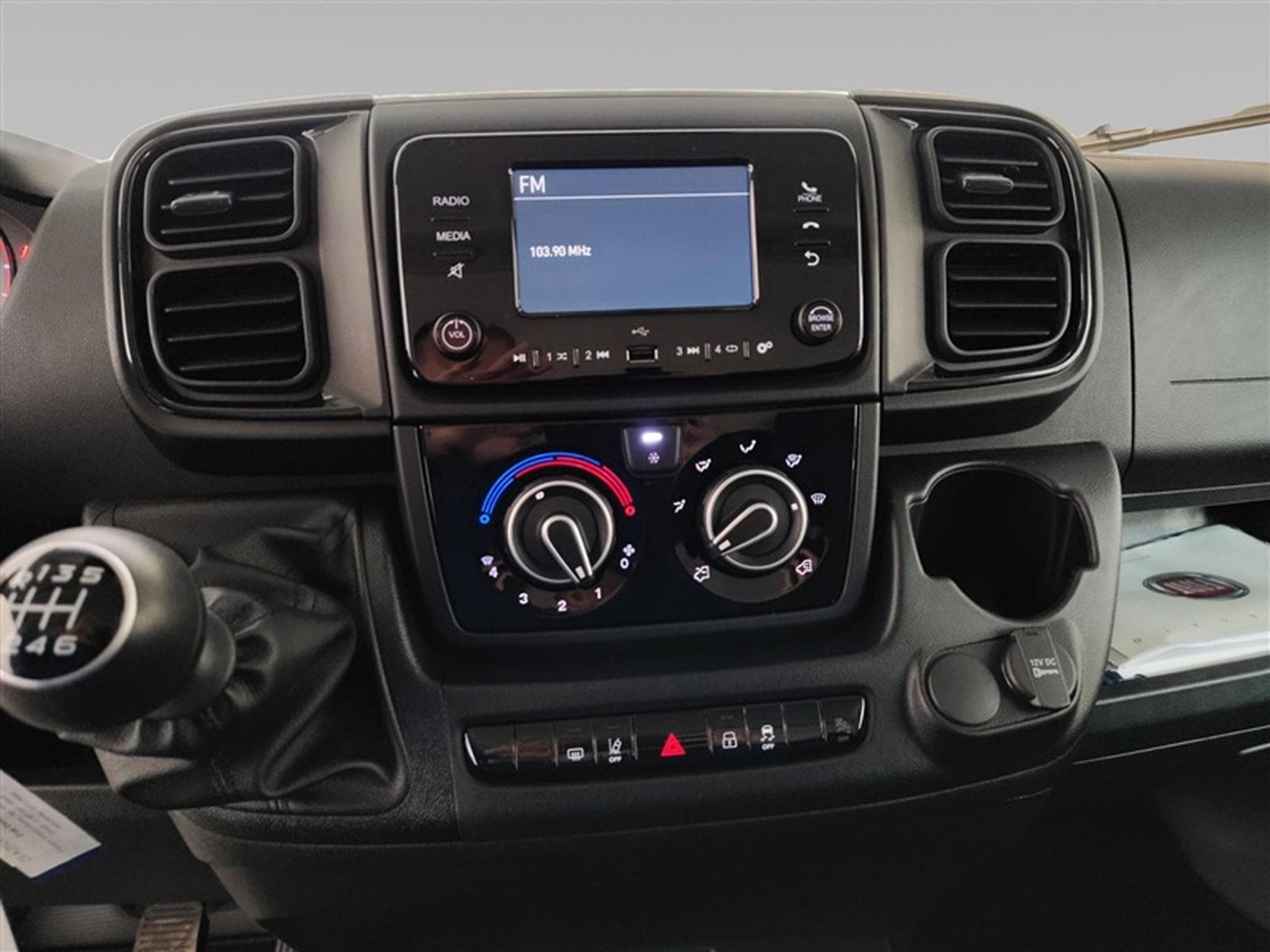 Fiat Ducato 2.2 Multijet 120cv L2H1 CLIM / BLUETOOTH / CAMERA (2025) - Foto 11