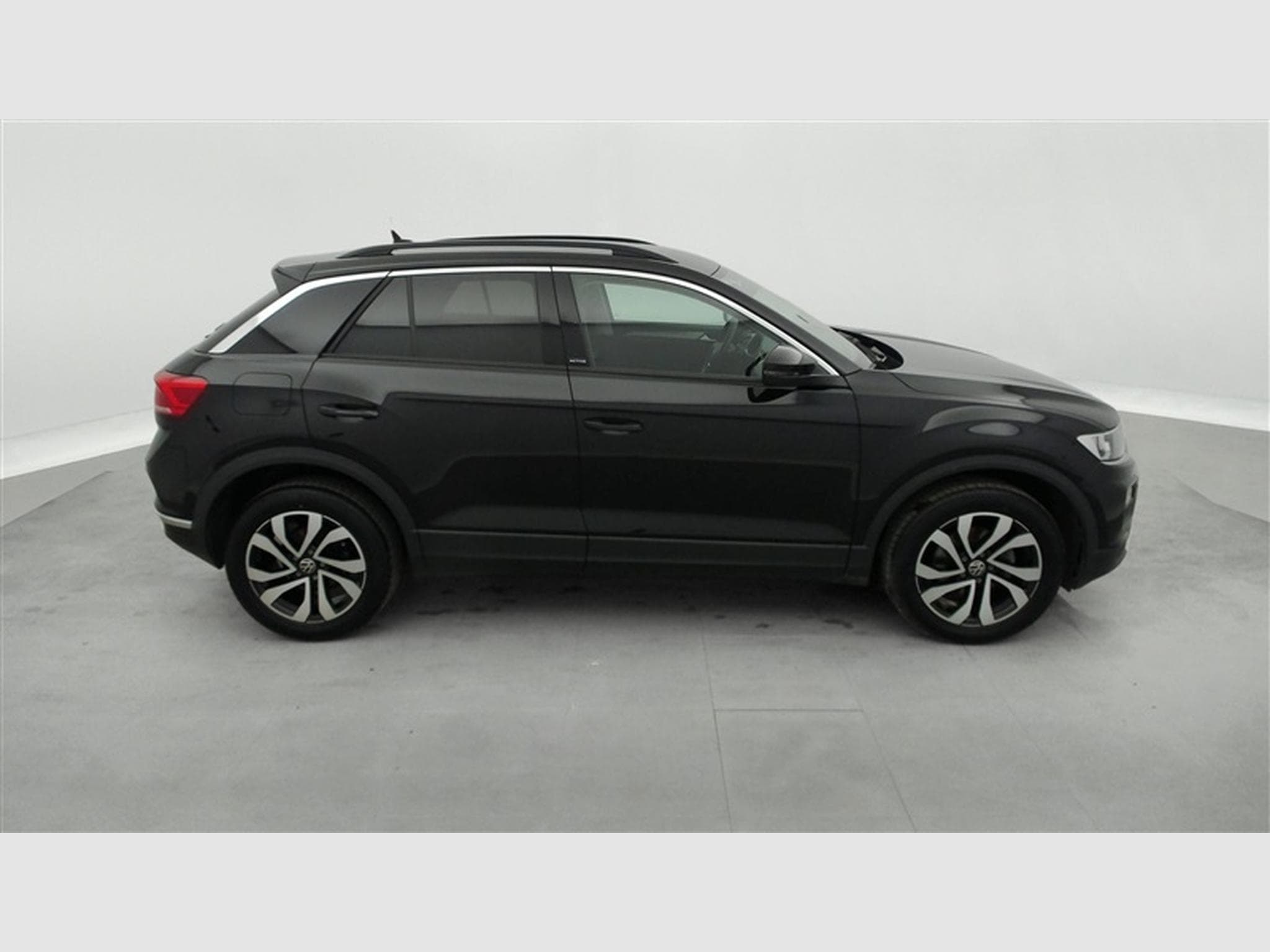 VW T-Roc 1.5 TSI DSG Carplay / PDC av+ar (2022) - Photo 24