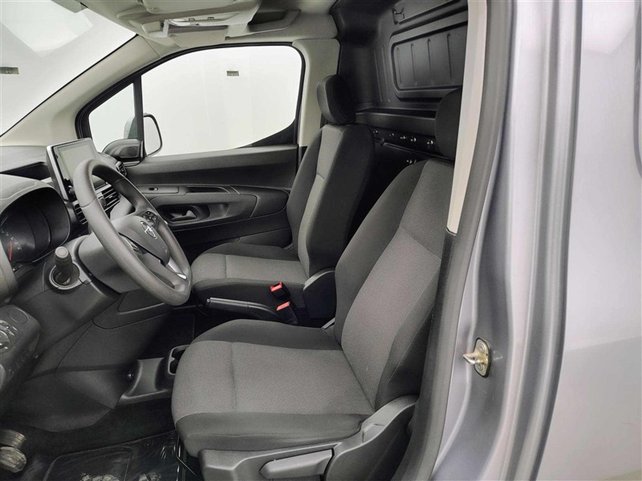 Opel Combo 1.5 TD BI L1H1 NAVI / CLIM / TEL (2021) - Photo 6