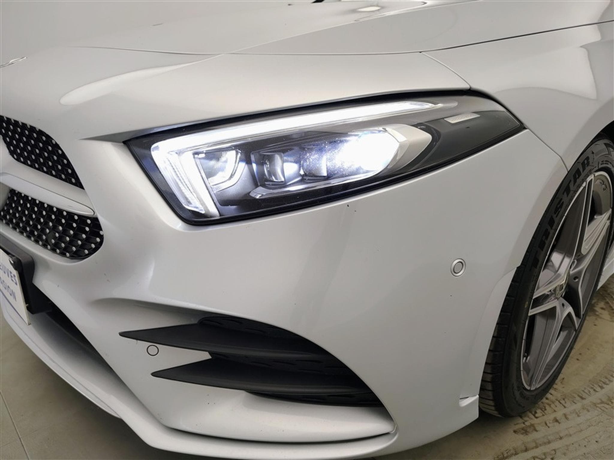 Mercedes A 180 7G-DCT Pack AMG  Navi Cockpit / Led / PDC+Caméra (2022) - Photo 15