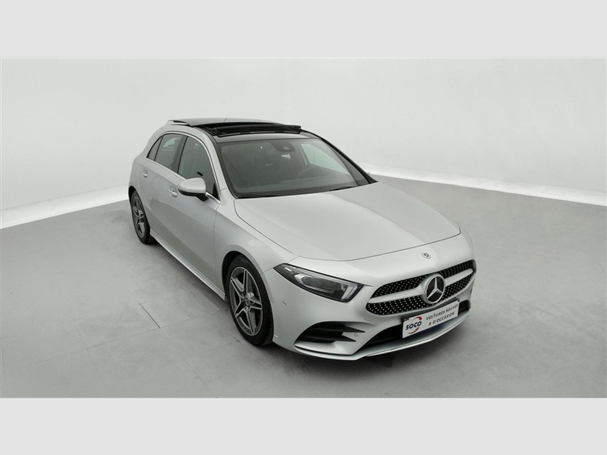 Mercedes A 180 7G-DCT Pack AMG  Navi Cockpit / Led / PDC+Caméra (2022) - Photo 22