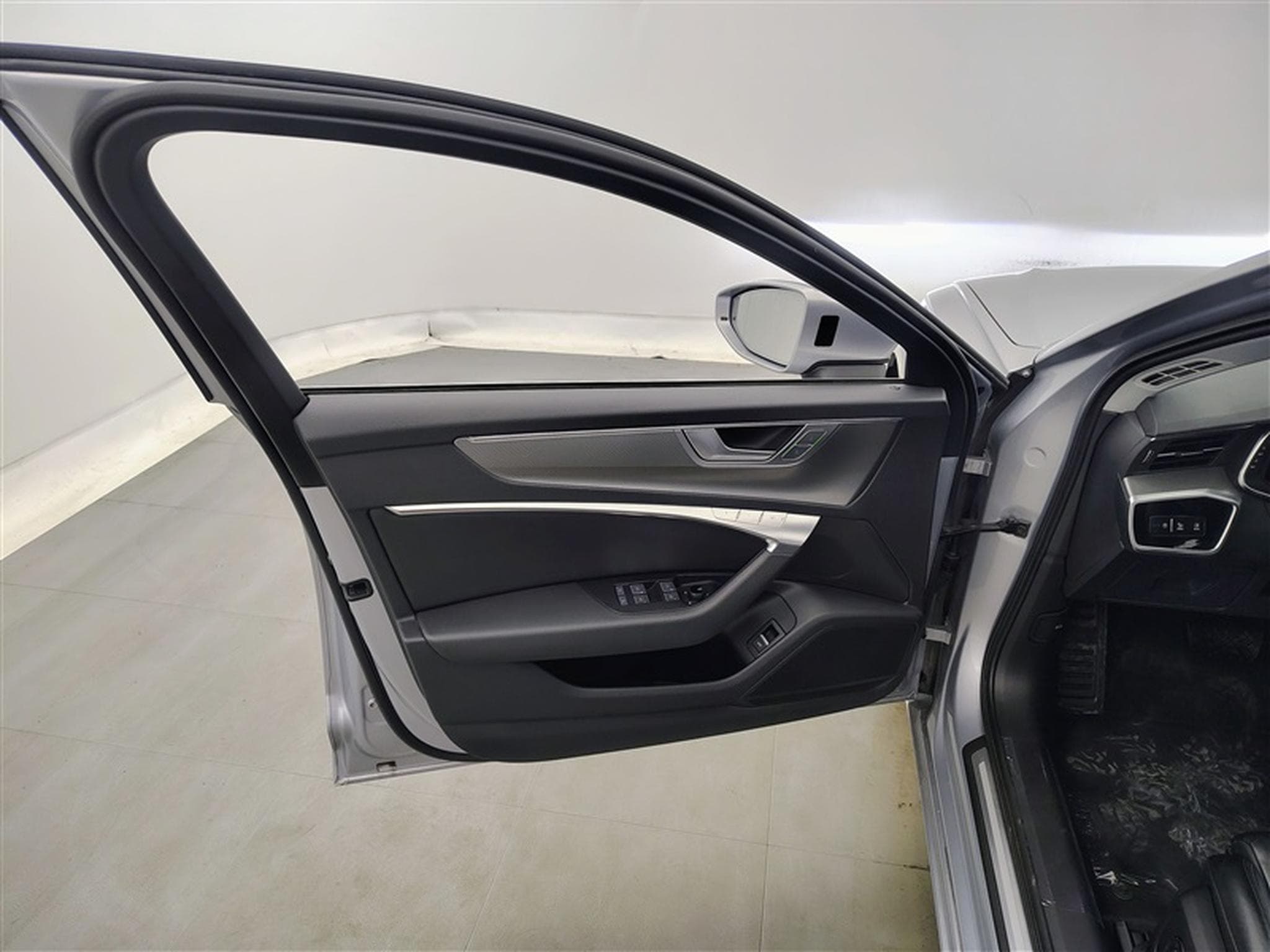 Audi A6 Avant 35 TDI 163Cv CUIR SPORT / NAVI / TO PANO / FULL LED (2021) - Photo 17