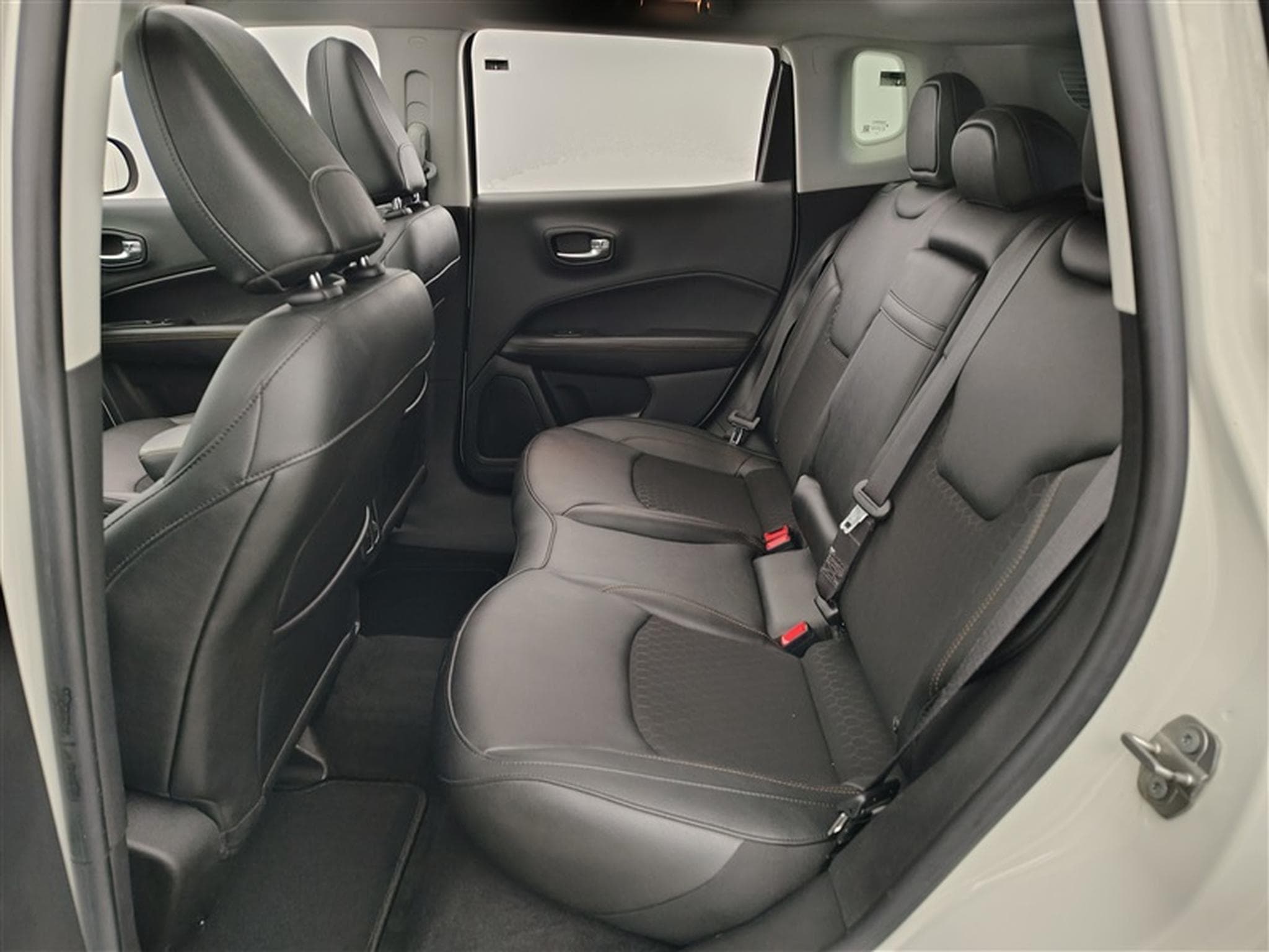 Jeep Compass 1.3 Turbo 150cv DCT Limited NAVI / TOIT PANO / FULL LED (2021) - Foto 13