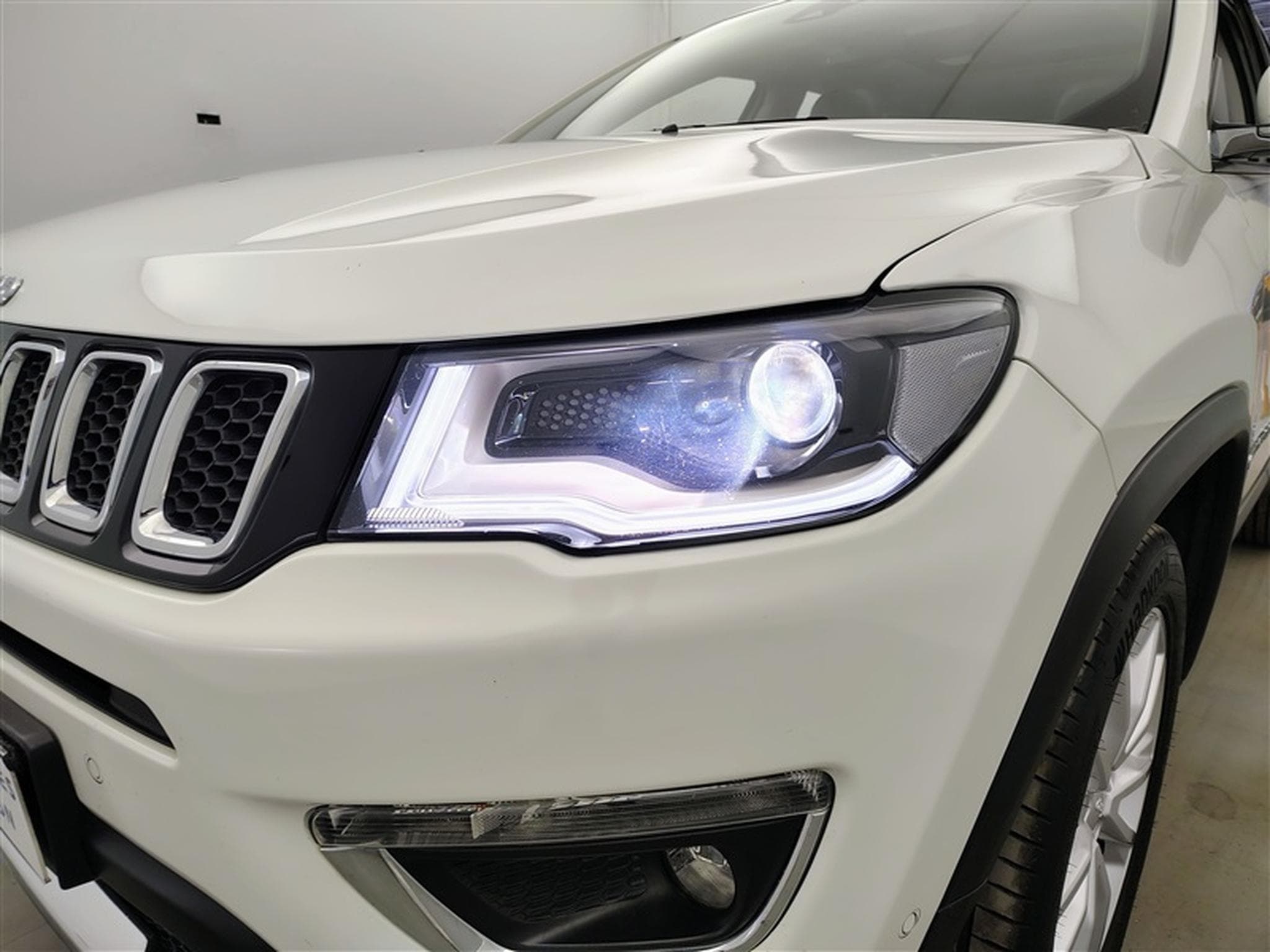 Jeep Compass 1.3 Turbo 150cv DCT Limited NAVI / TOIT PANO / FULL LED (2021) - Foto 15