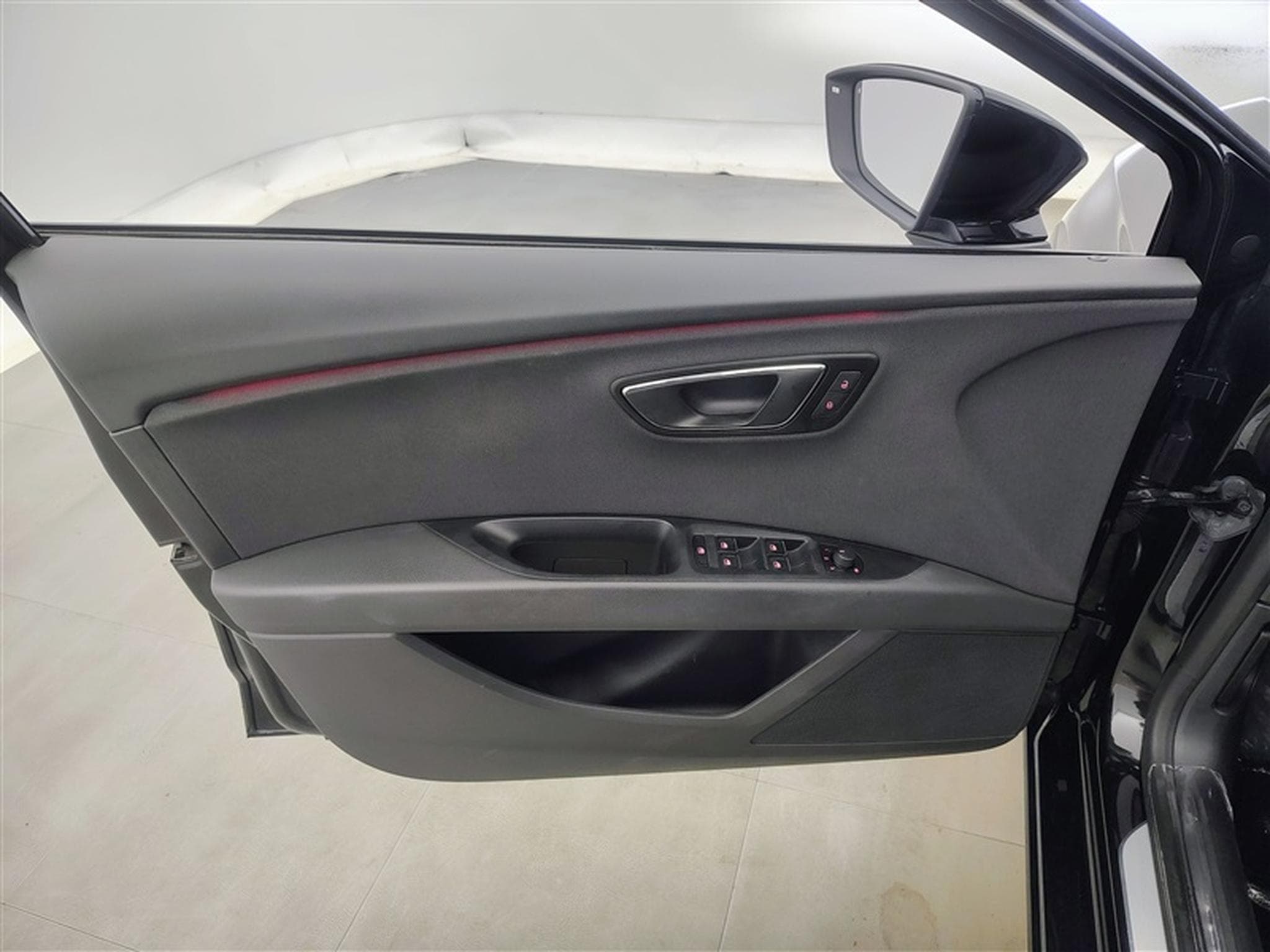 Seat Leon ST 1.5 TSI FR CARPLAY/PDC/PANO OUV./CLIM (2020) - Foto 17