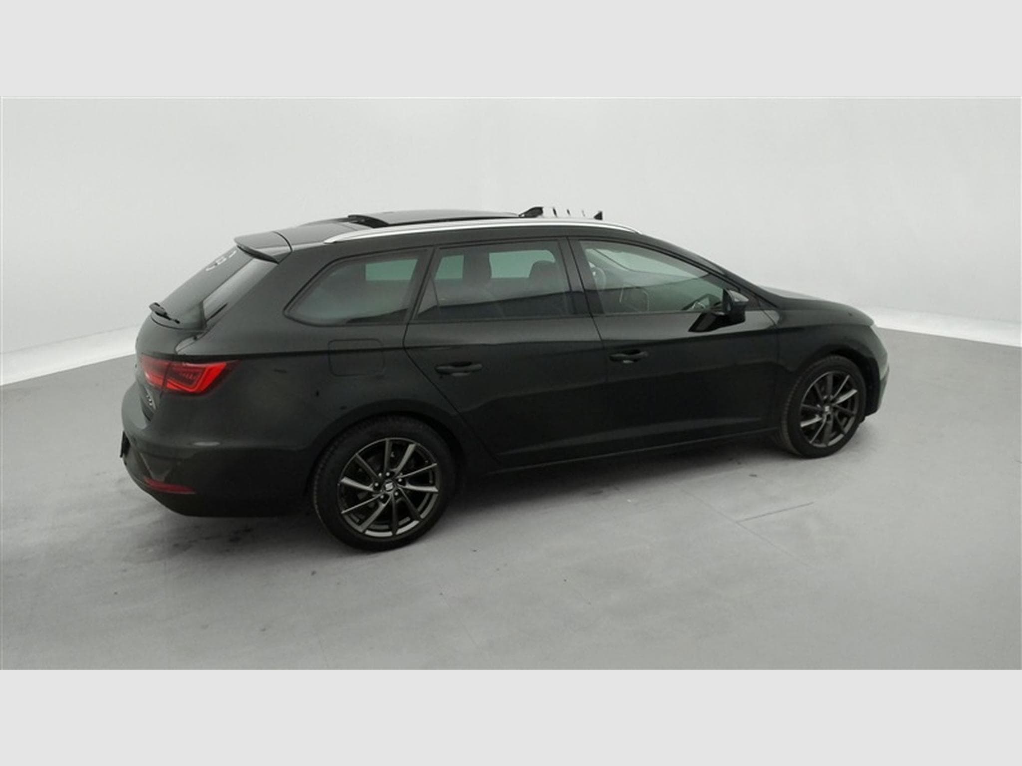 Seat Leon ST 1.5 TSI FR CARPLAY/PDC/PANO OUV./CLIM (2020) - Foto 25