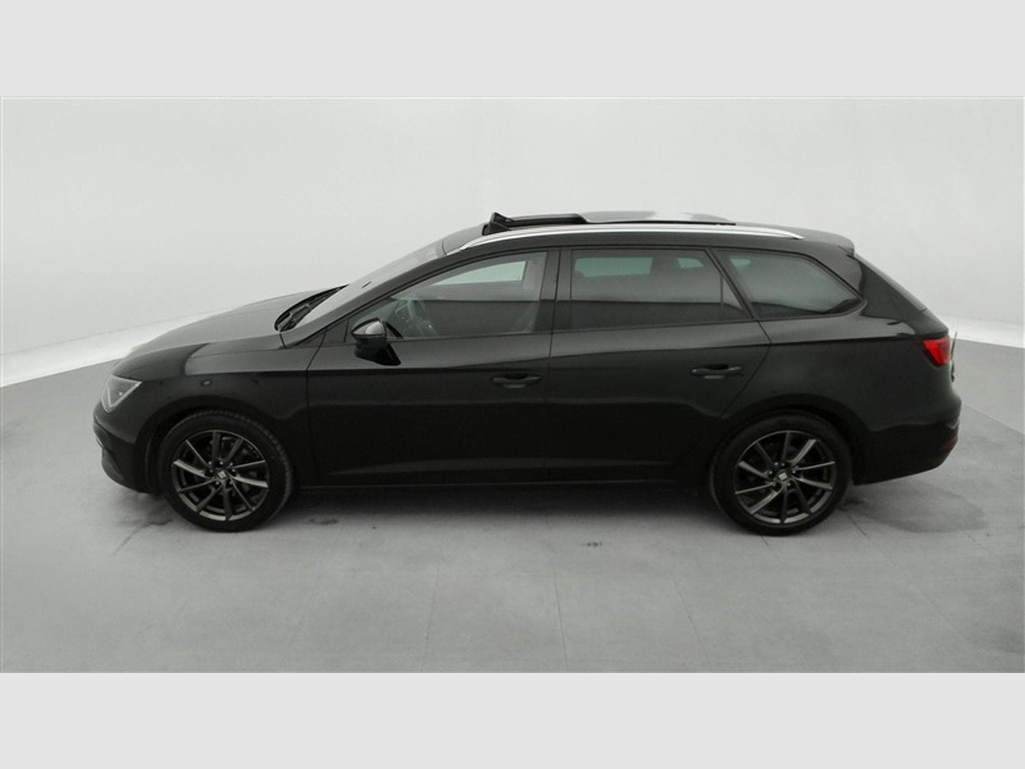 Seat Leon ST 1.5 TSI FR CARPLAY/PDC/PANO OUV./CLIM (2020) - Foto 3