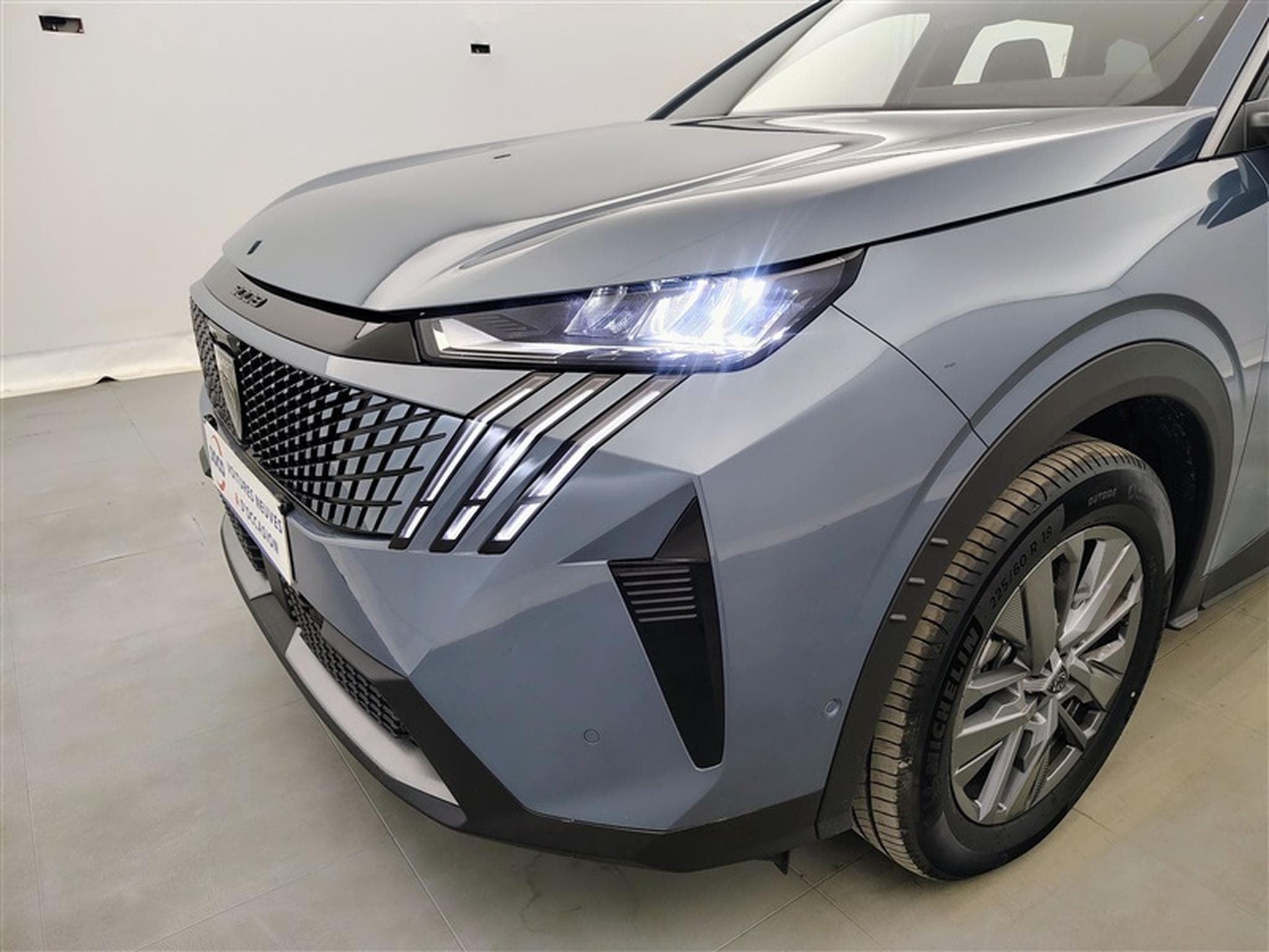 Peugeot 5008 1.2 HYBRID 145cv e-DSC6 Allure NAVI /CARPLAY/FULL LED/S-CUIR (2025) - Foto 15