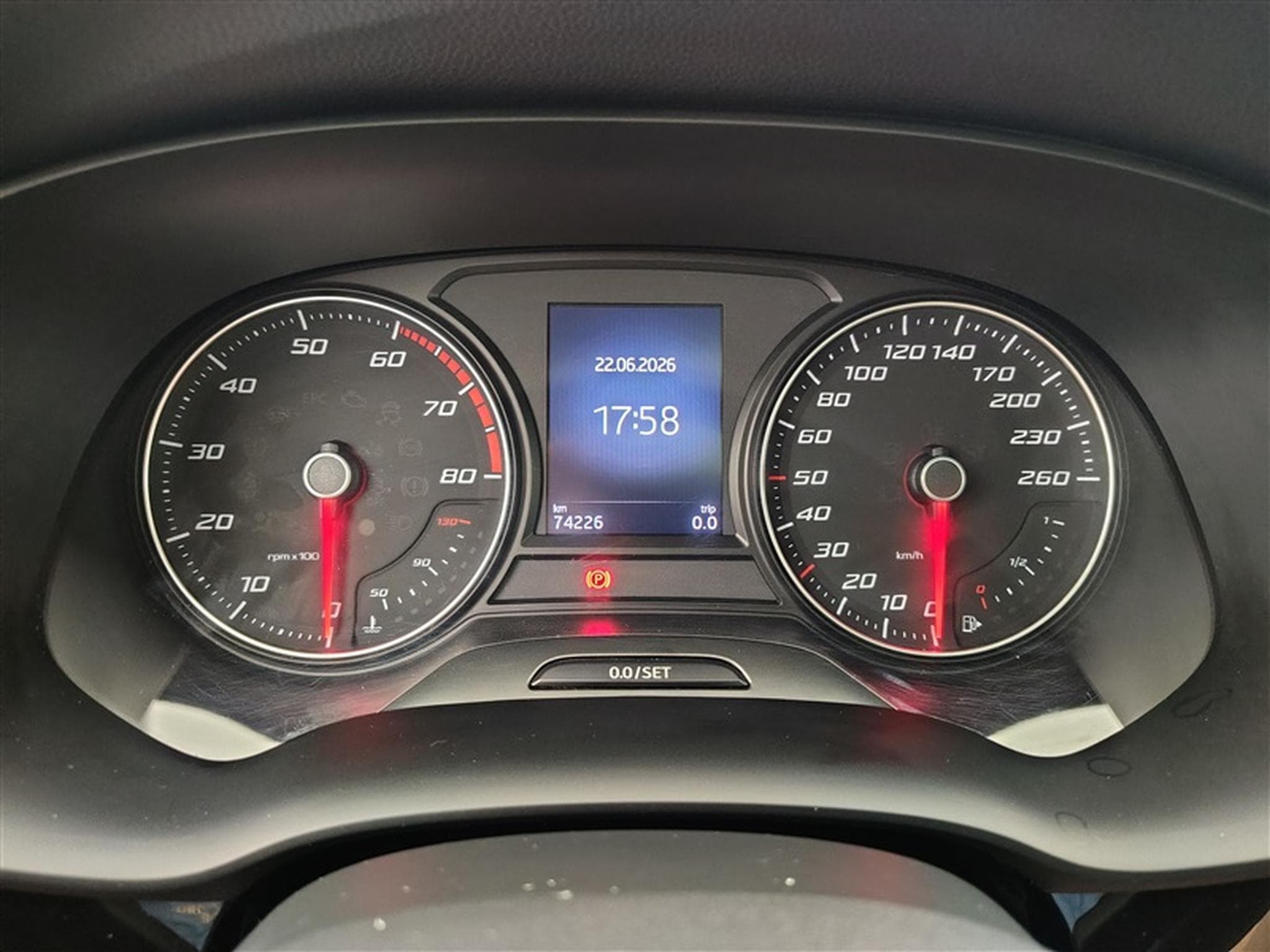 Seat Ateca 1.5 TSI Xcellence DSG Toit Pano / Navi / CarPlay (2020) - Foto 9